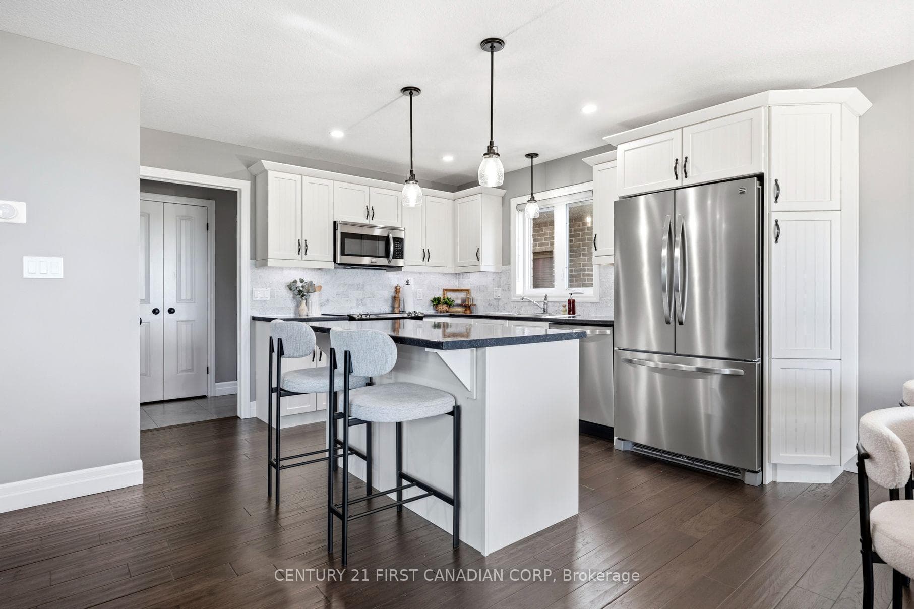 182 Gilmour Drive photo 7