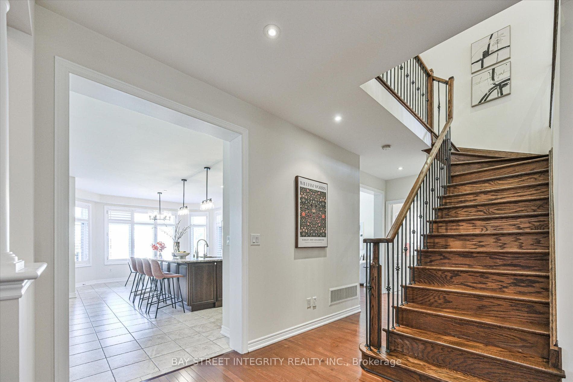 49 Glengordon Crescent photo 9
