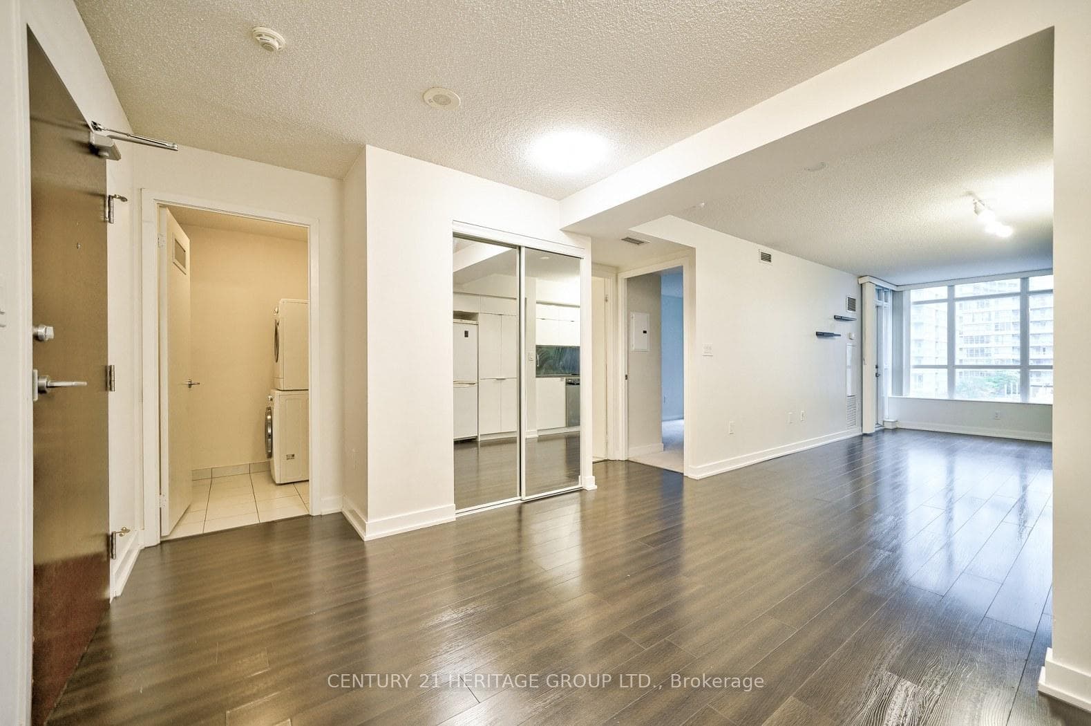 151 Dan Leckie Way Unit 542 photo 4