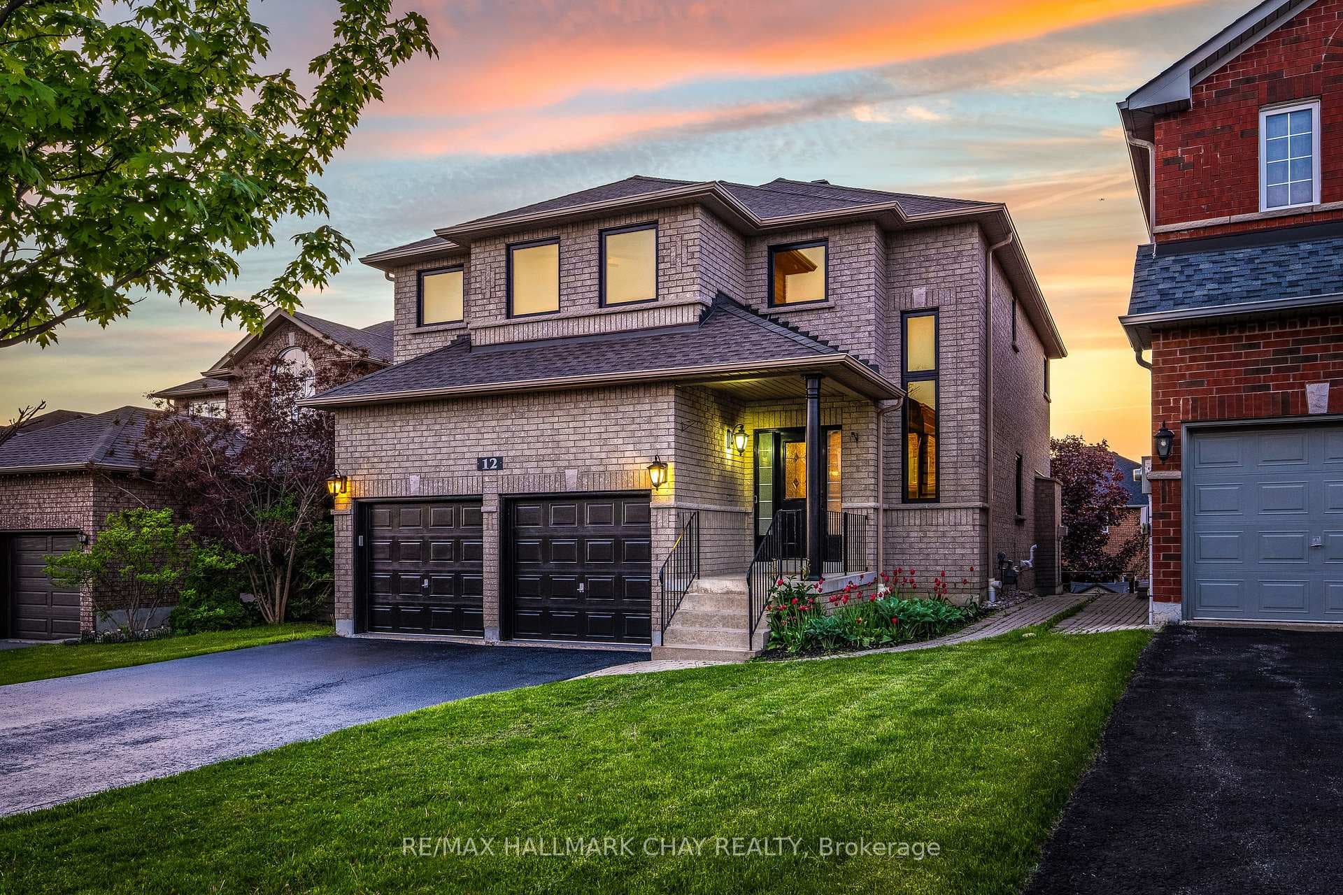 12 Prince Of Wales Drive photo 4