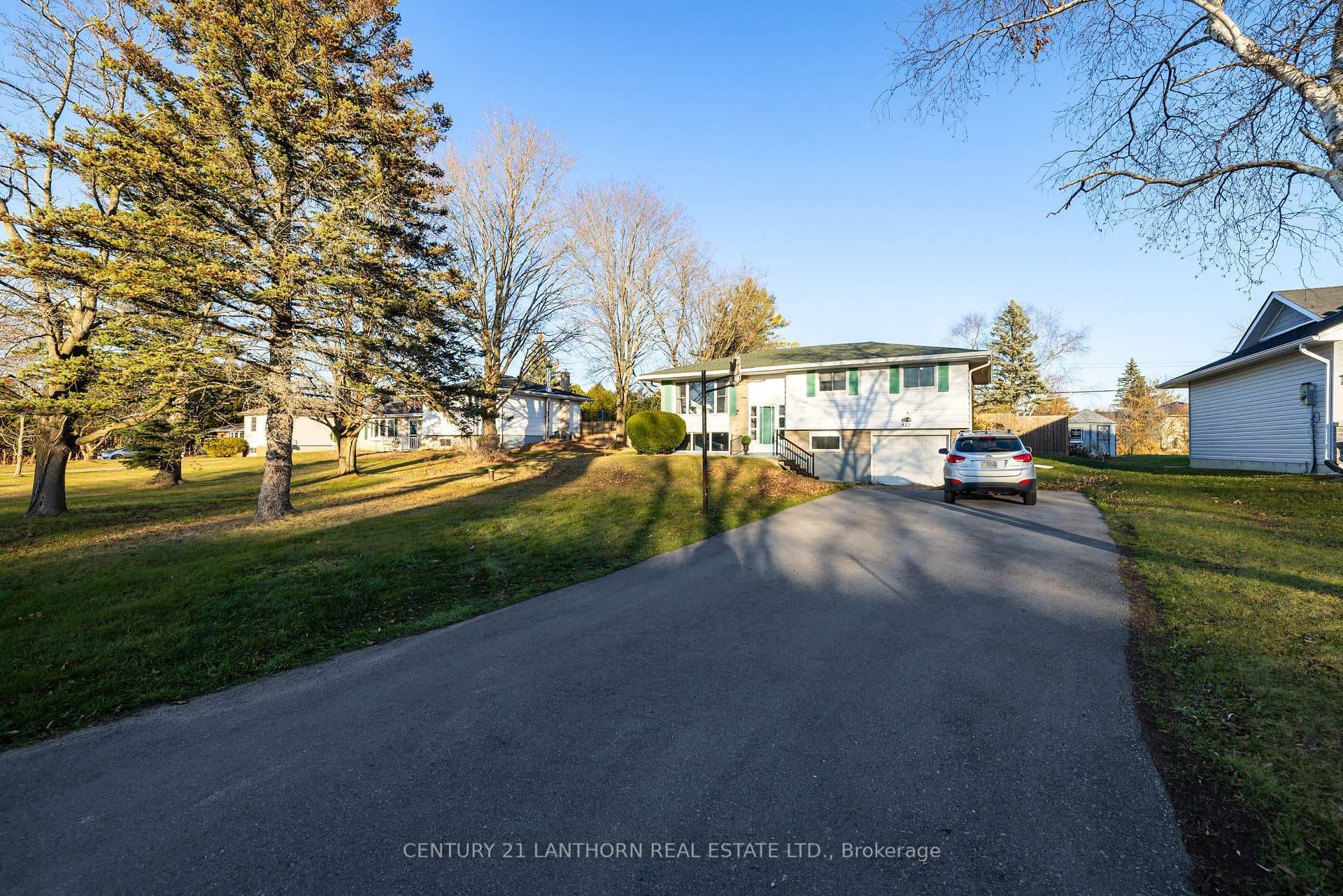 572 Whites Road photo 3