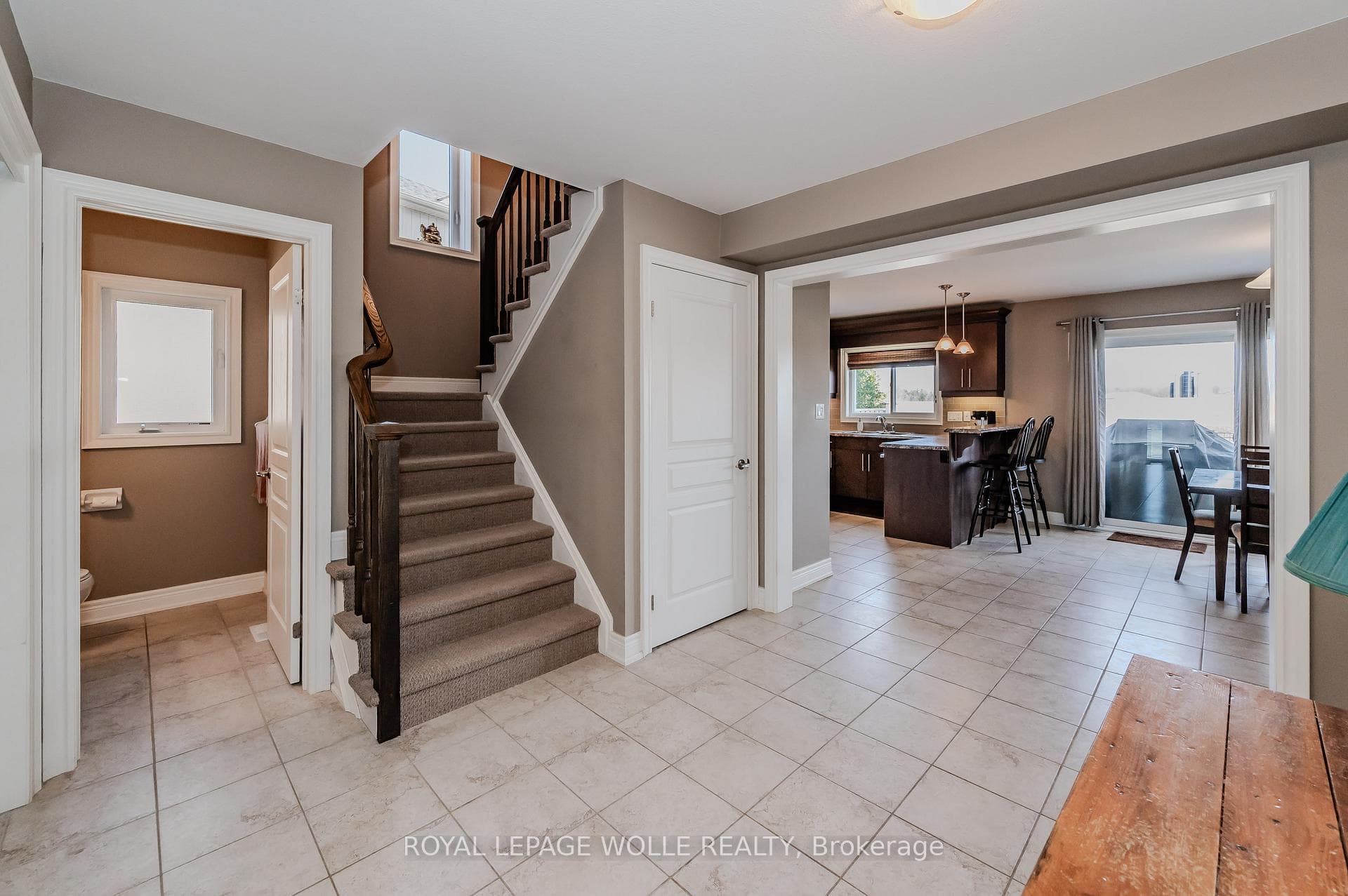 65 Goldschmidt Crescent photo 7