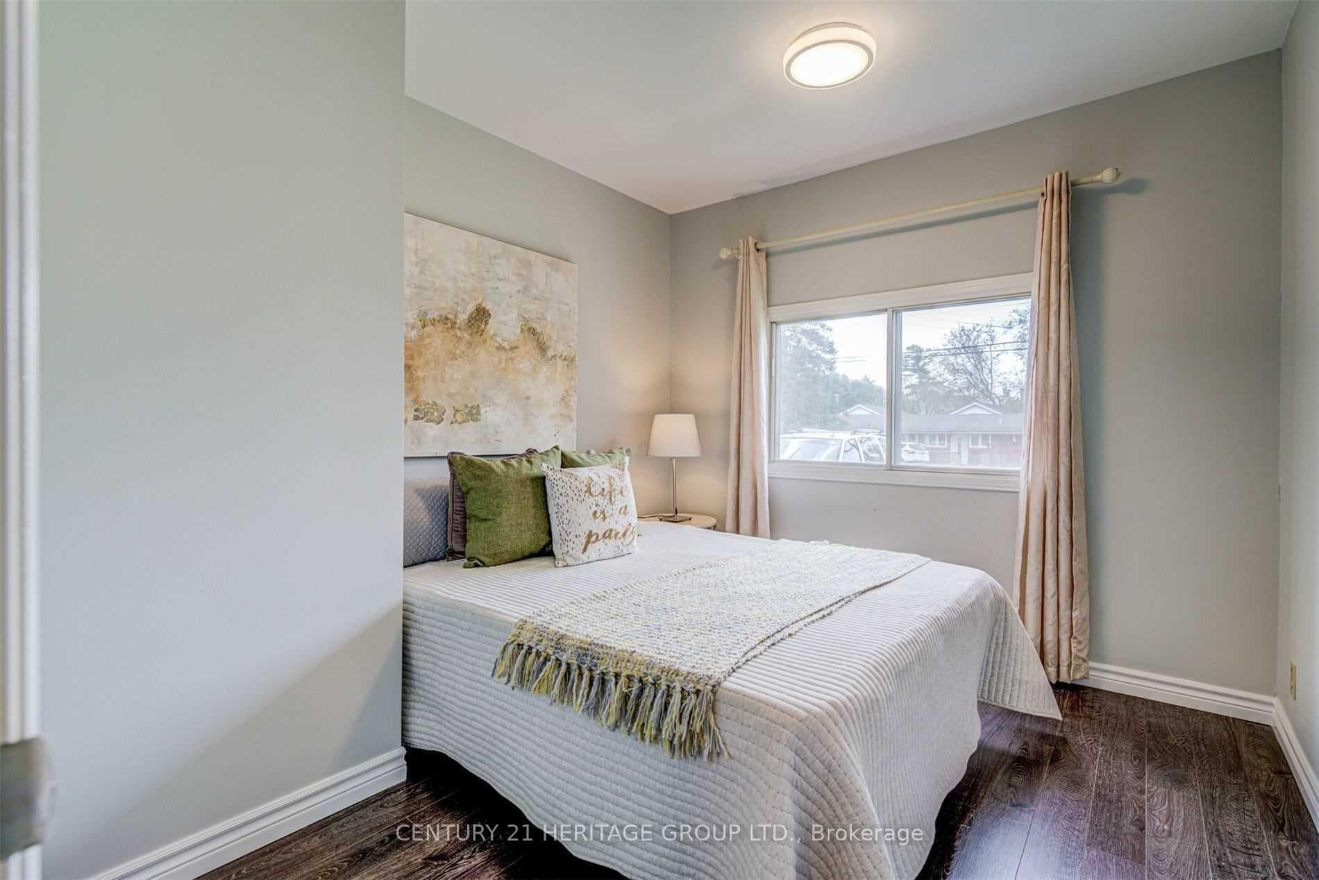 148 Riveredge Drive photo 19