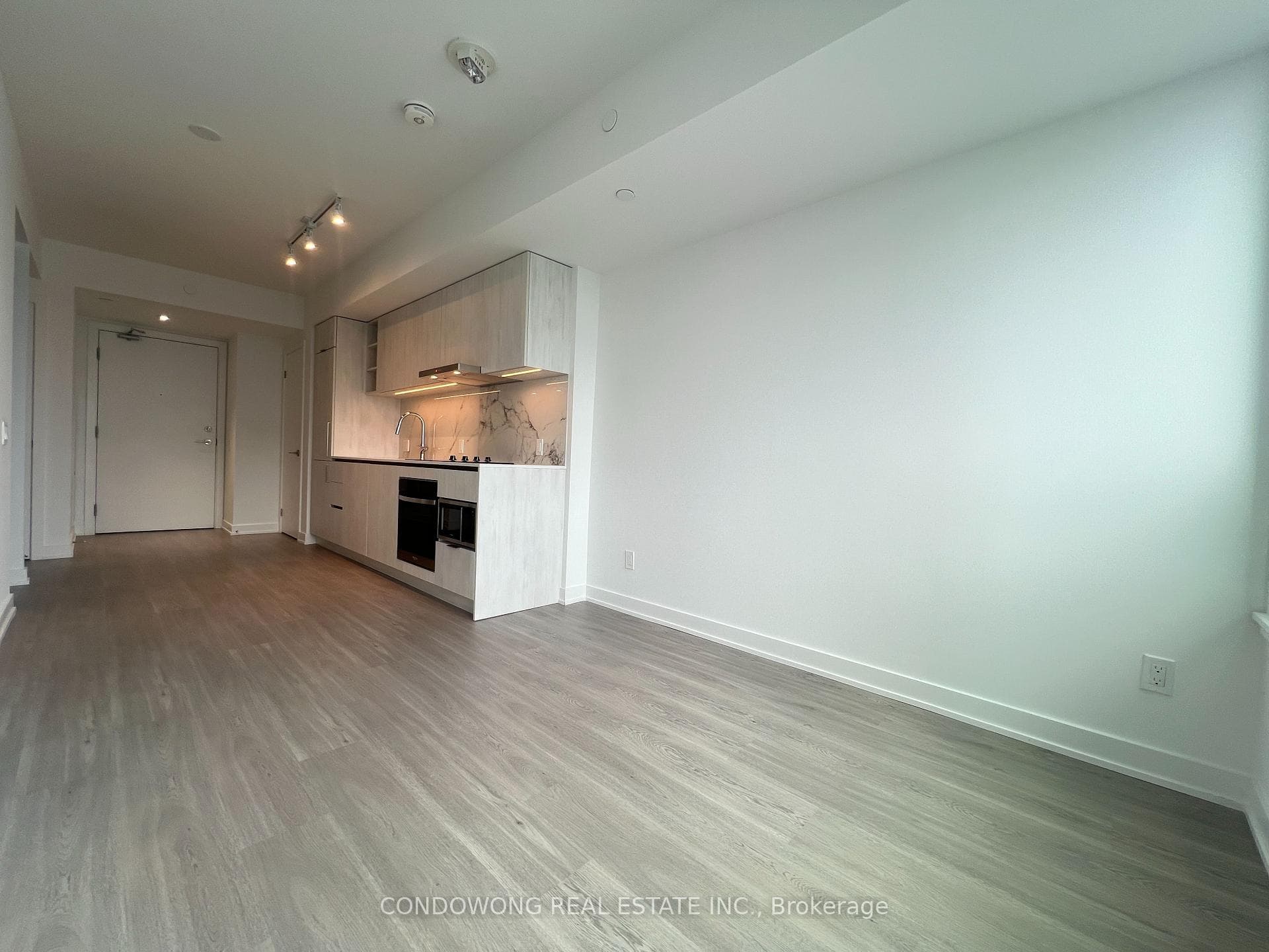 8 Wellesley Street Unit 4802 photo 10