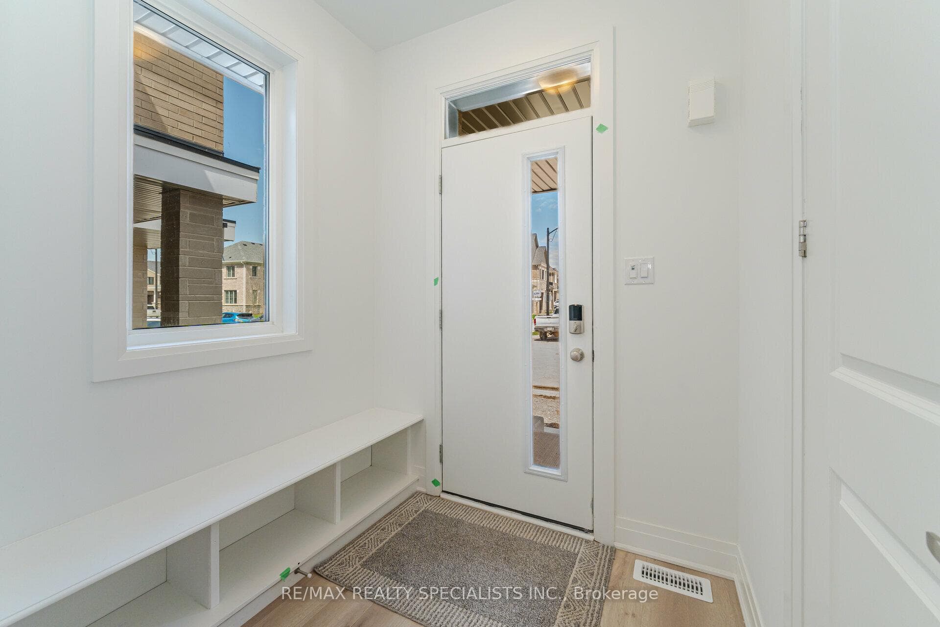 1780 THAMES Circle photo 5