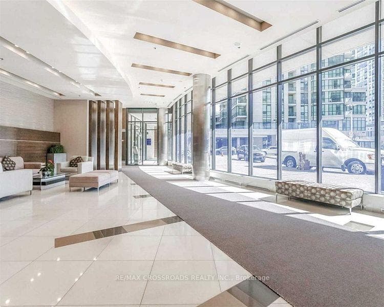 33 Bay Street Unit 2210 photo 19