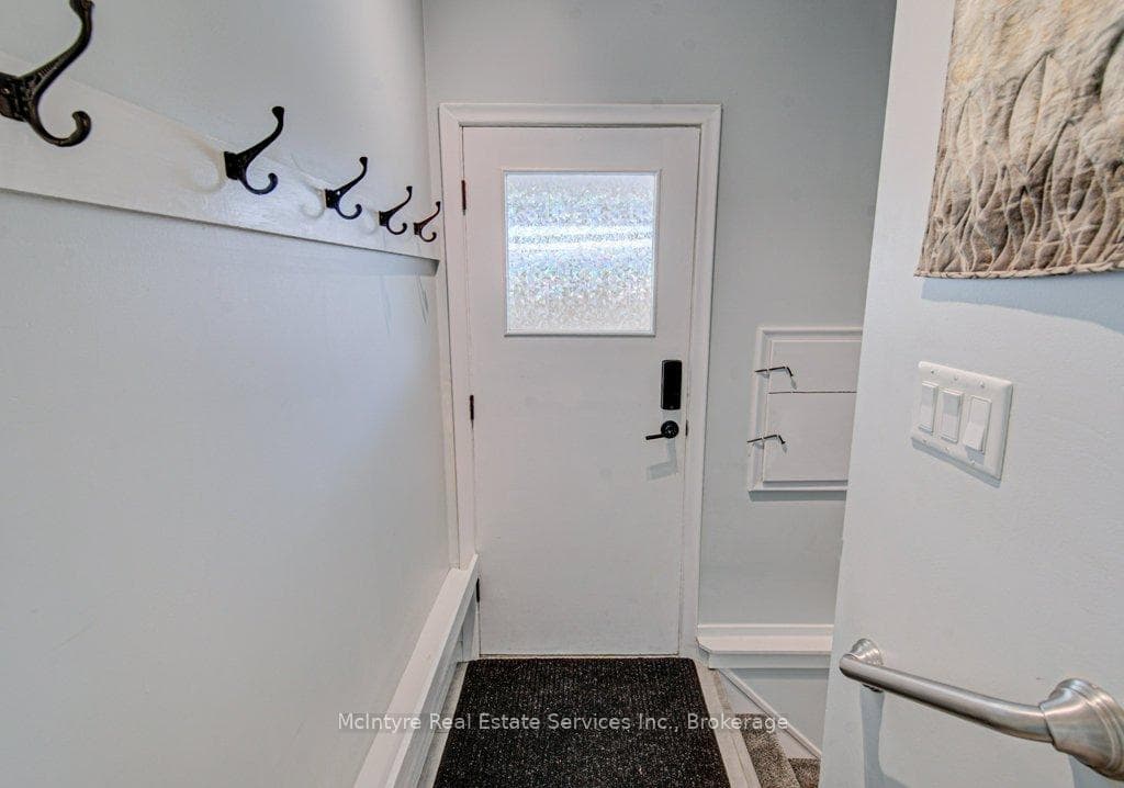 549 Dunbar Road photo 19