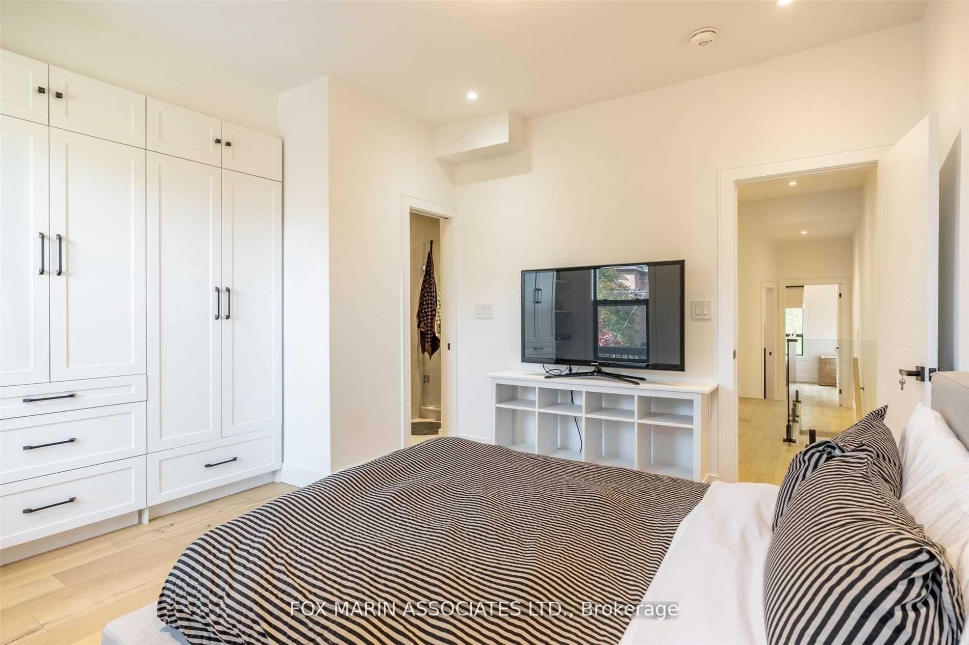 358 Logan Avenue photo 23