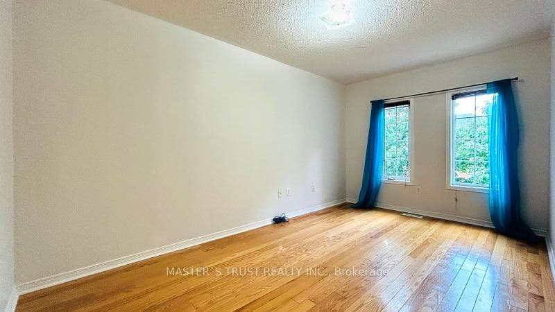 639 South Unionville Avenue photo 6