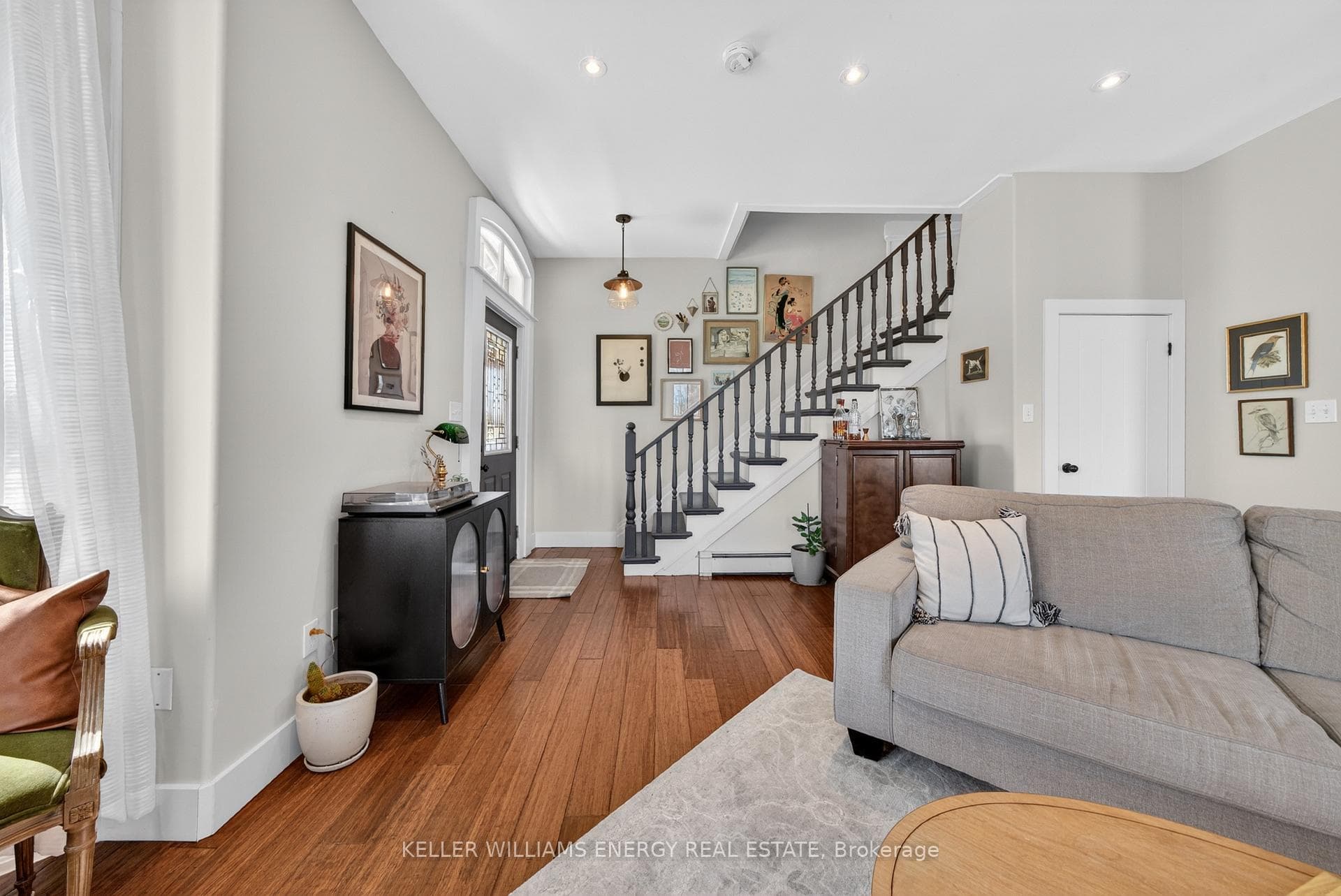 641 Melville Road photo 20