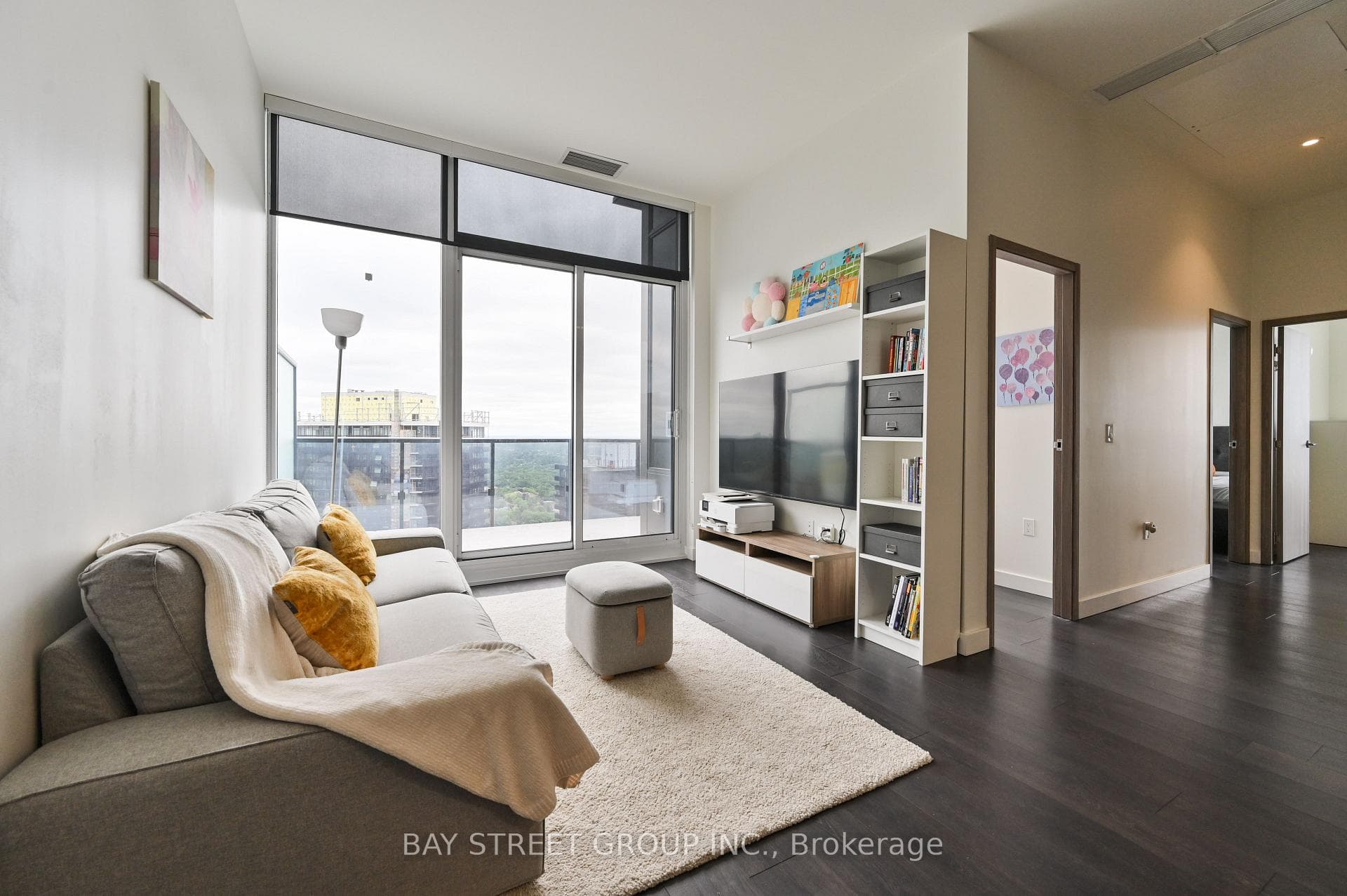 85 McMahon Drive Unit 3808 photo 9