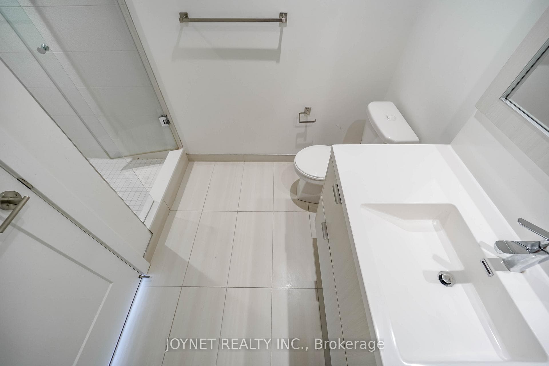 80 Vanauley Street Unit 1017 photo 19