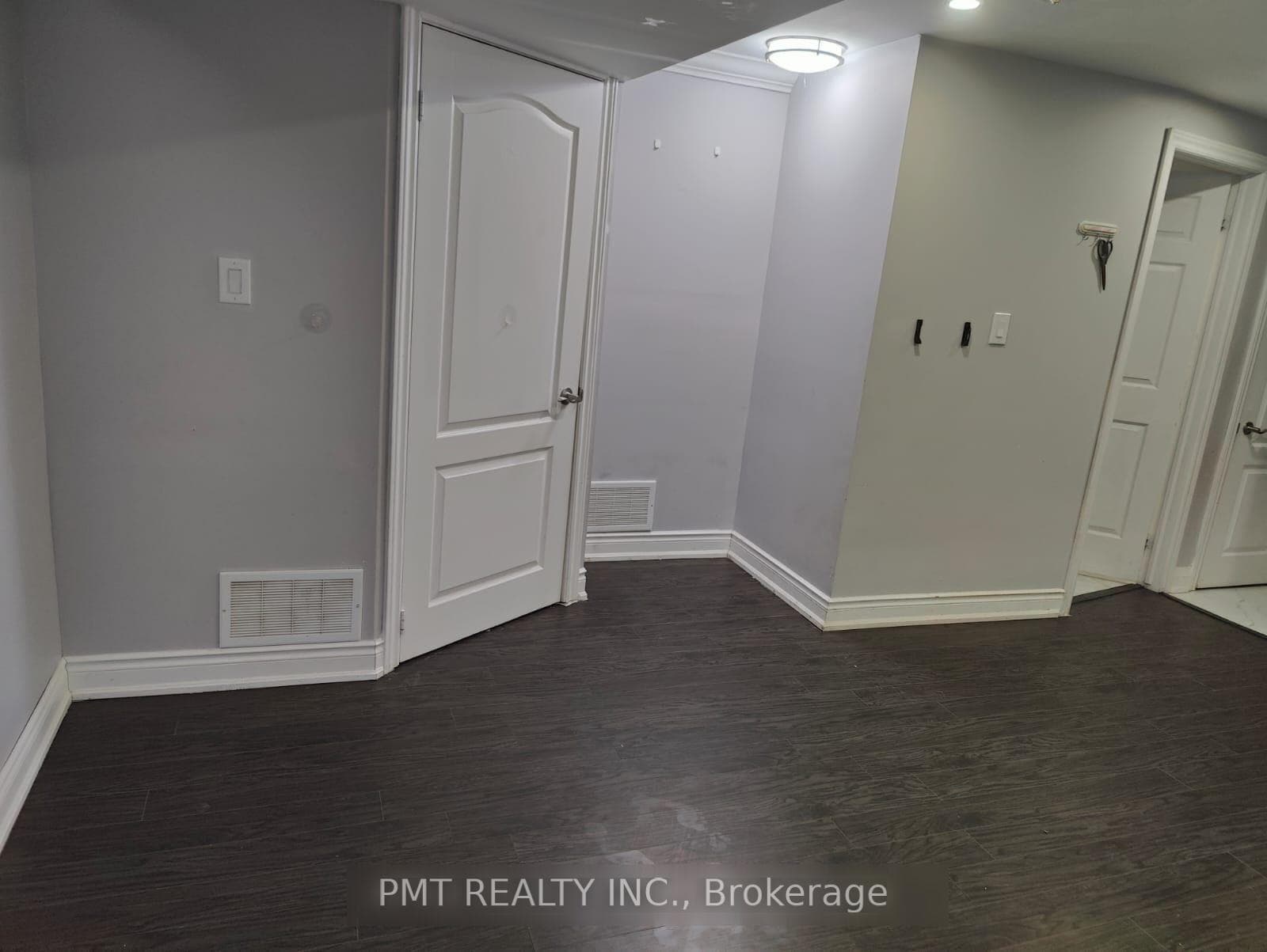 73 Greene Drive photo 16