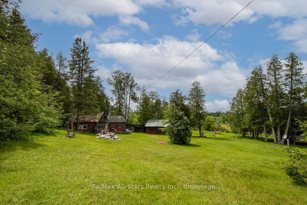 111 Wagar Road photo 3