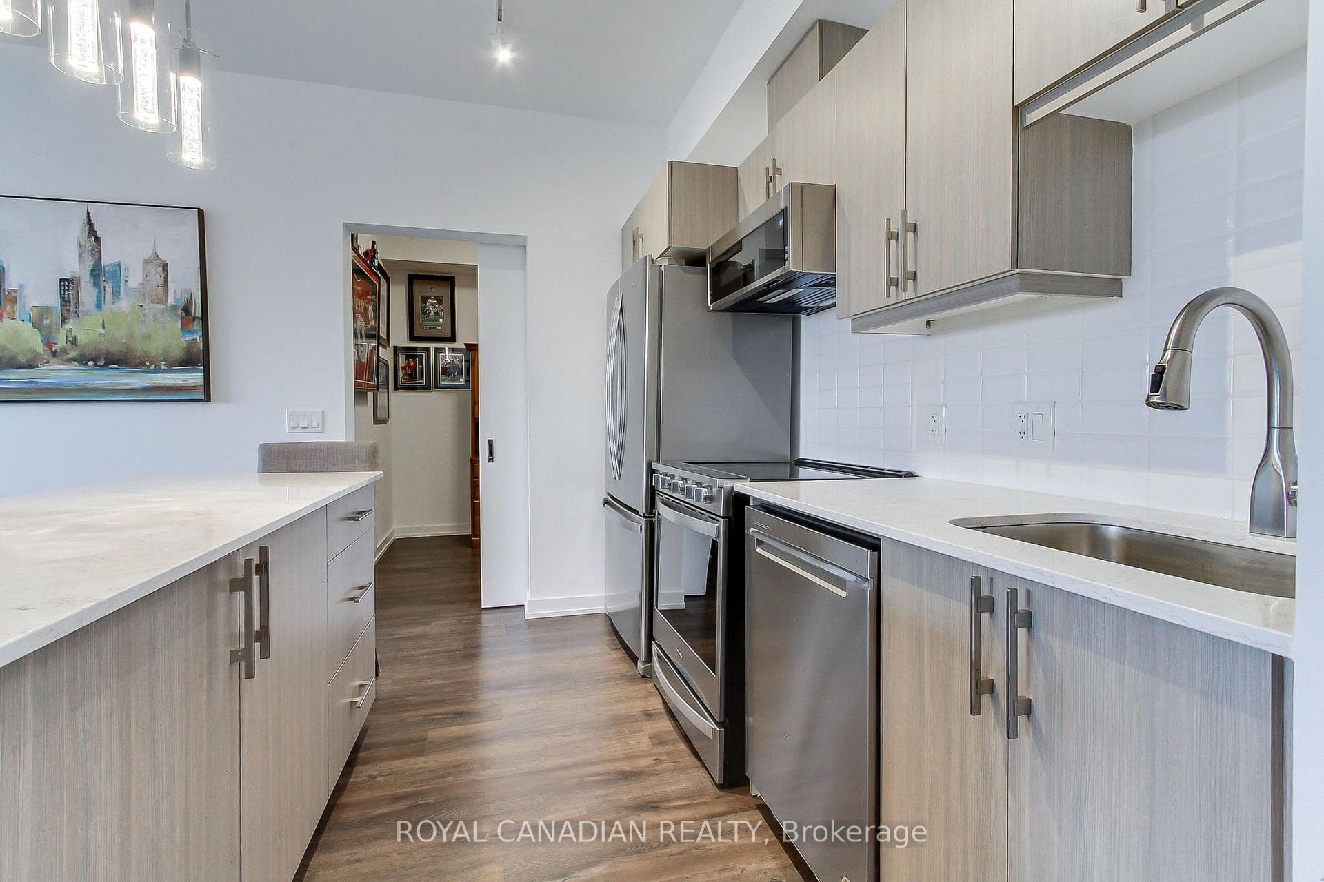 430 ESSA Road Unit 418 photo 13