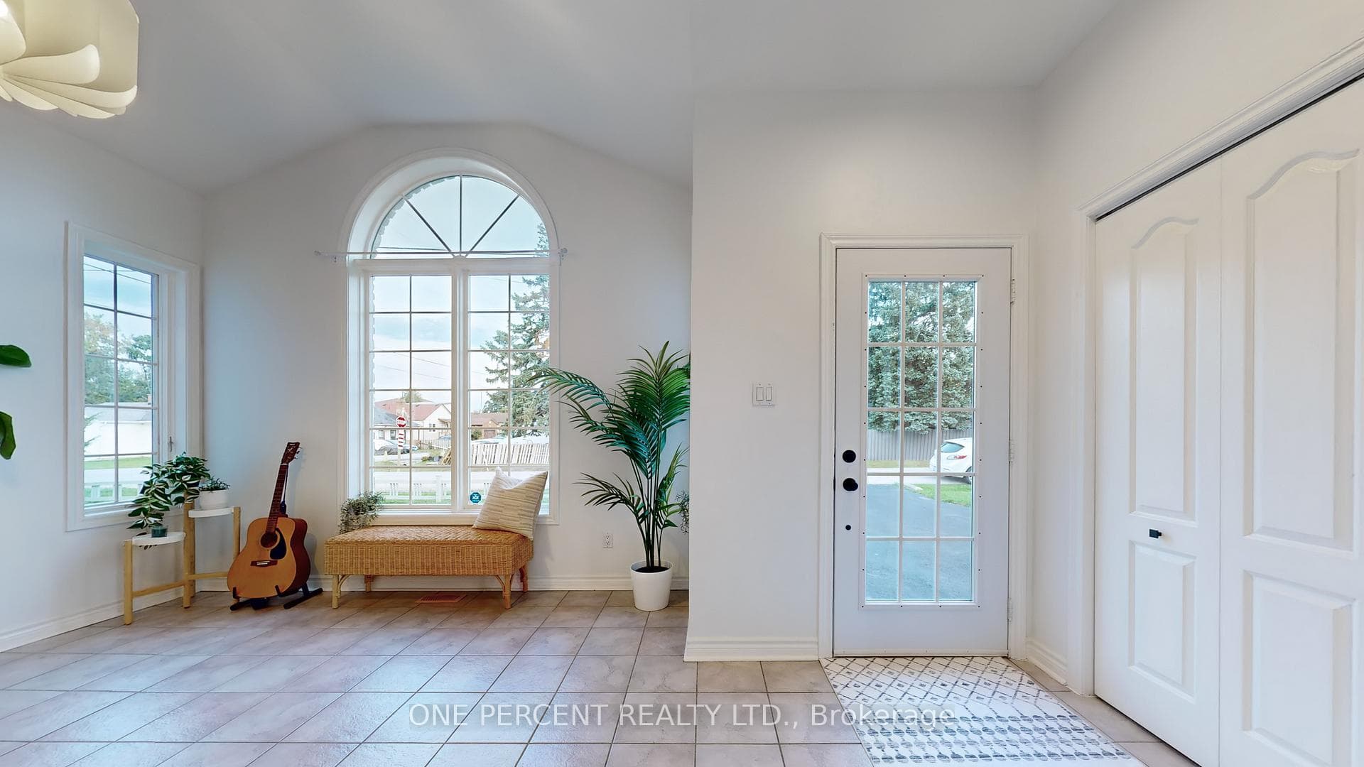1064 Strathy Avenue photo 10