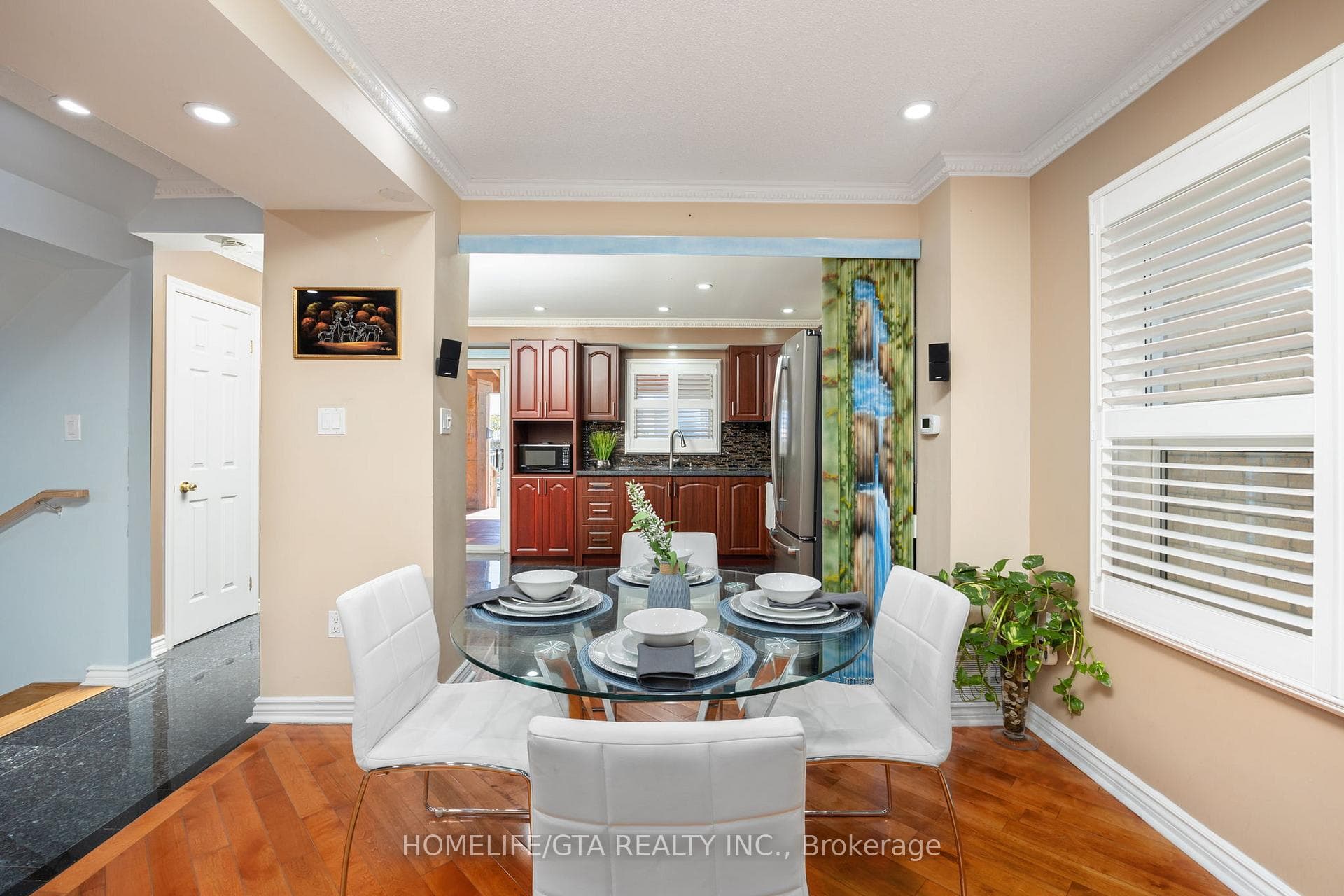 8 Usherwood Court photo 8