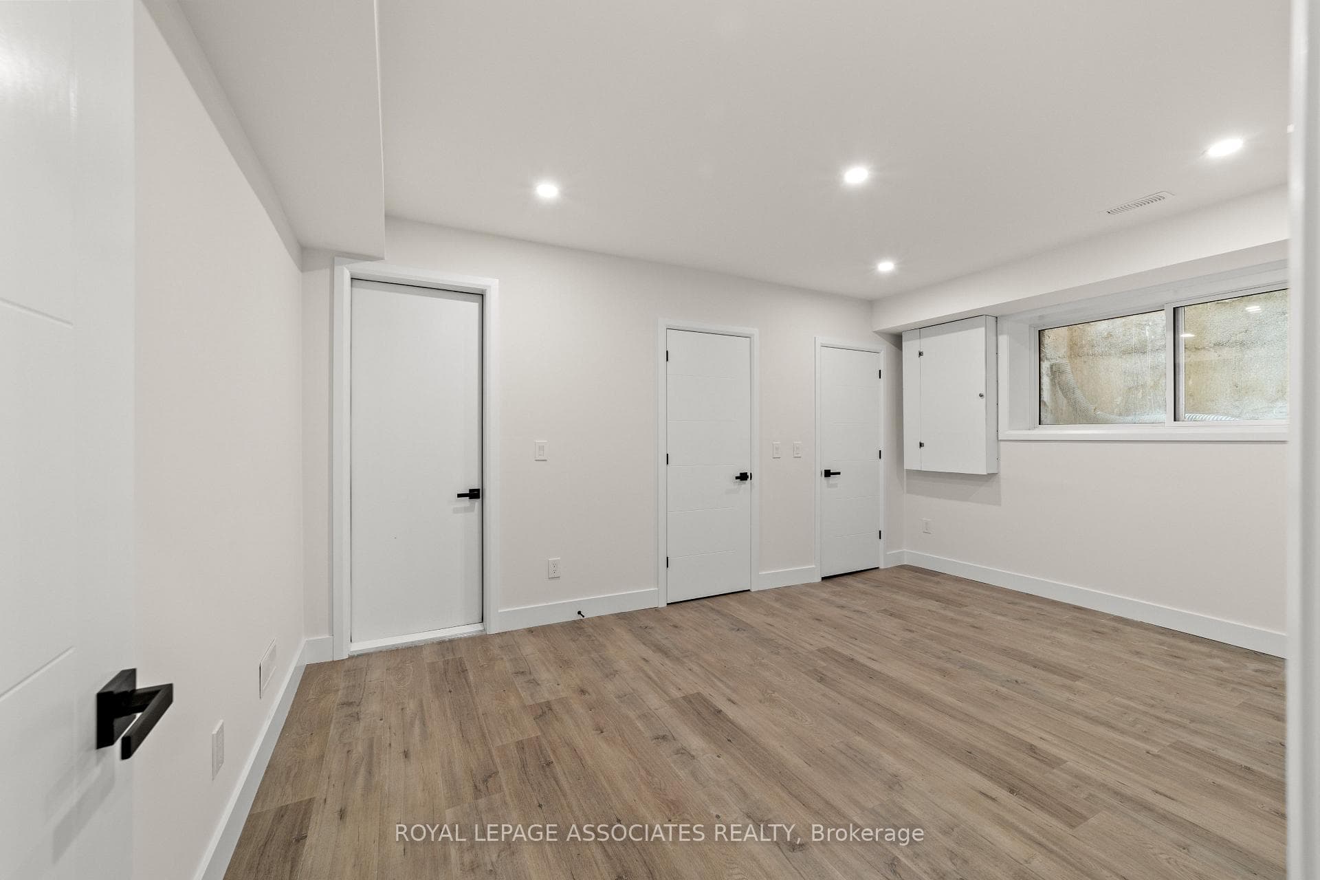 98 Bobmar Road photo 37