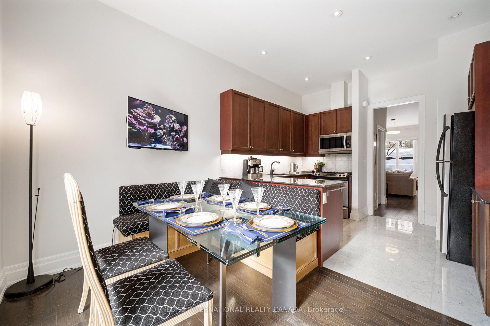 47 York Mills Road Unit 205 photo 4
