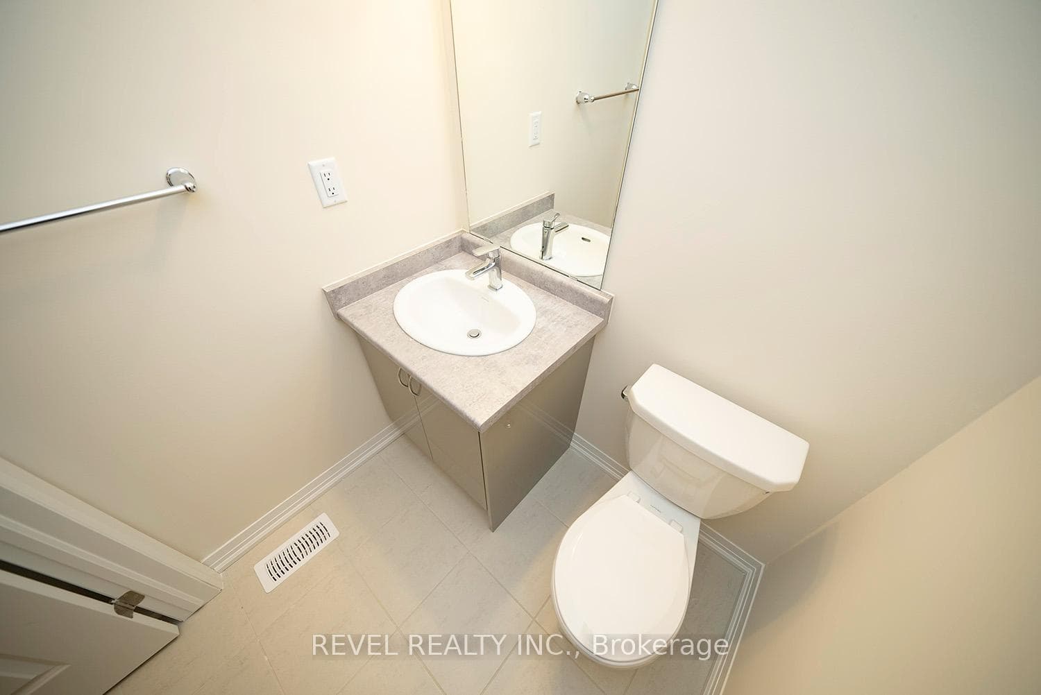 31 Wakeling Drive photo 5