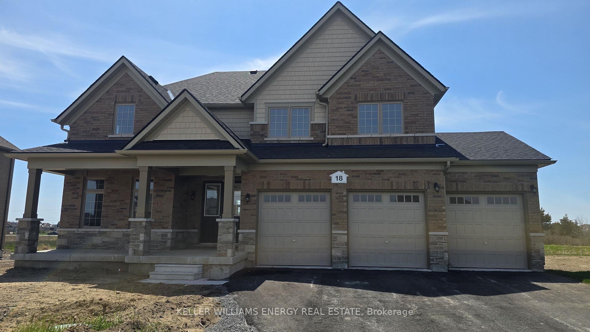 18 Blue Heron Drive photo 1