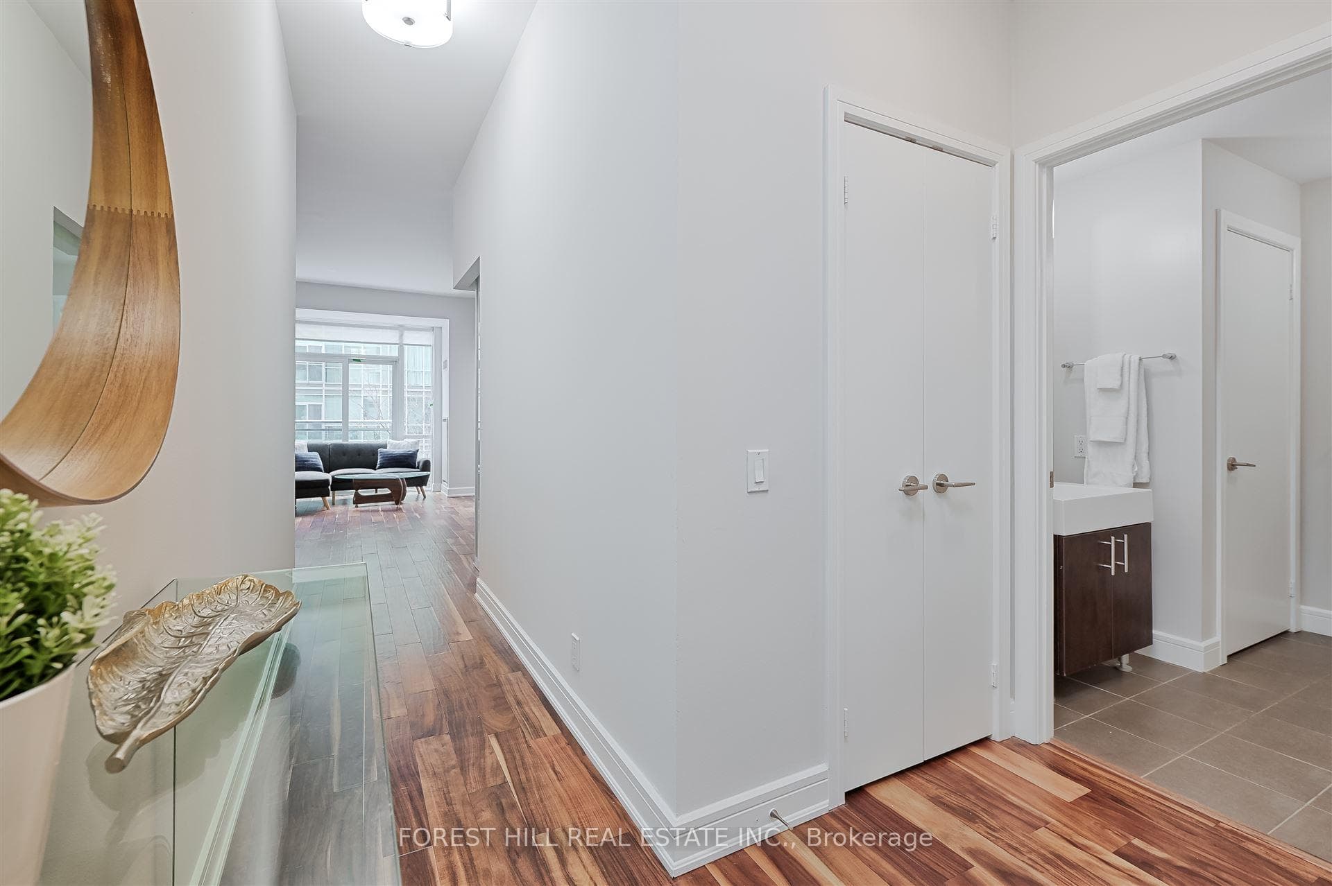 112 George Street Unit S437 photo 6