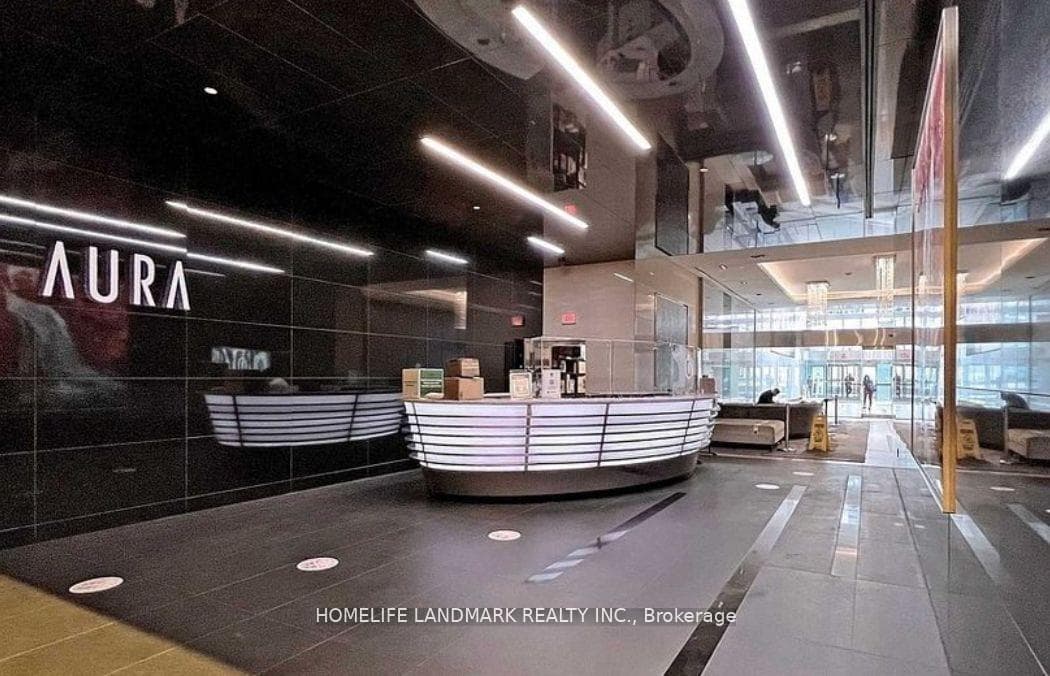 386 Yonge Street Unit 4708 photo 3