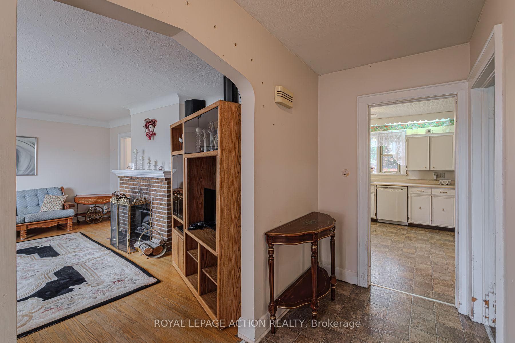 19 King George Road photo 3