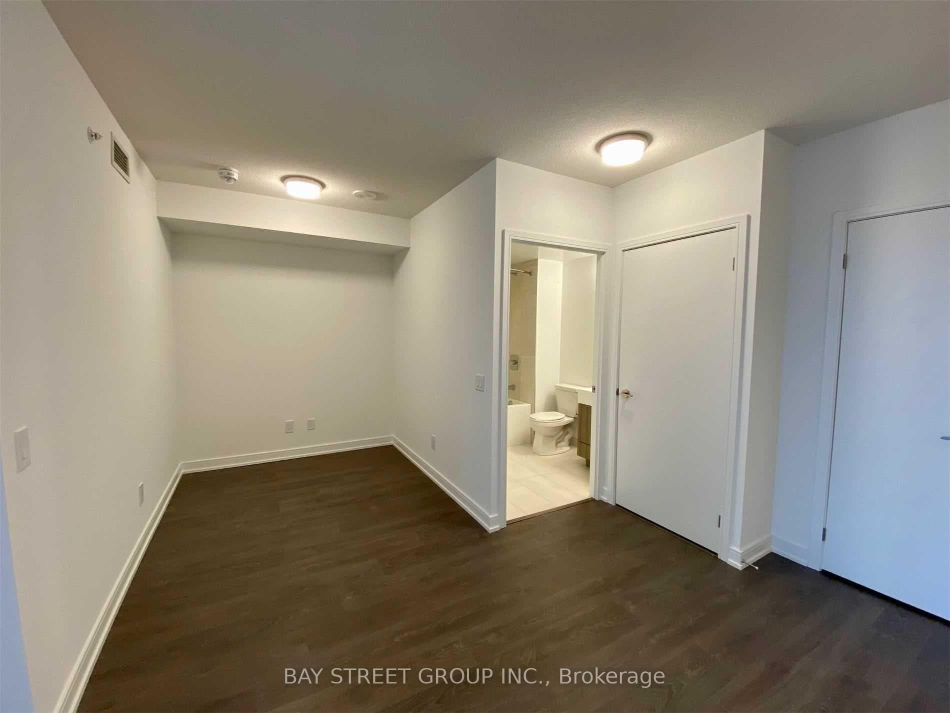 30 Samuel Wood Way Unit 1612 photo 6