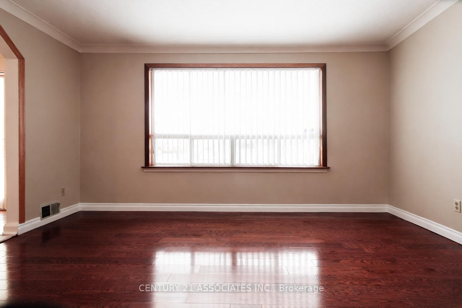 421 Lanor Avenue photo 5