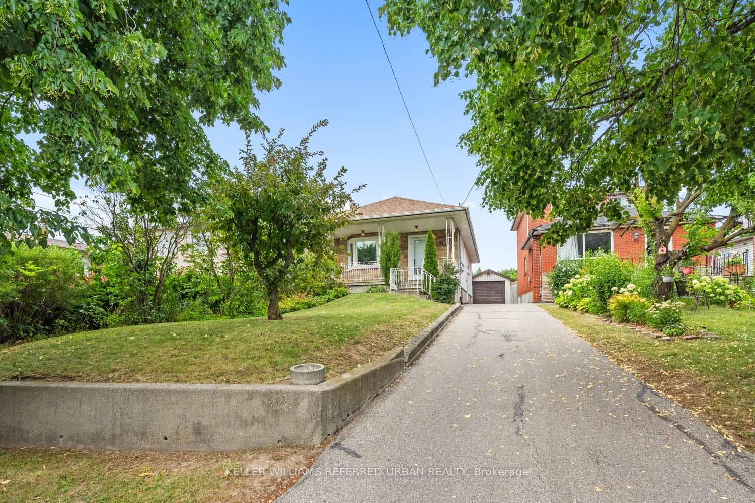 114 Gracefield Avenue photo 38