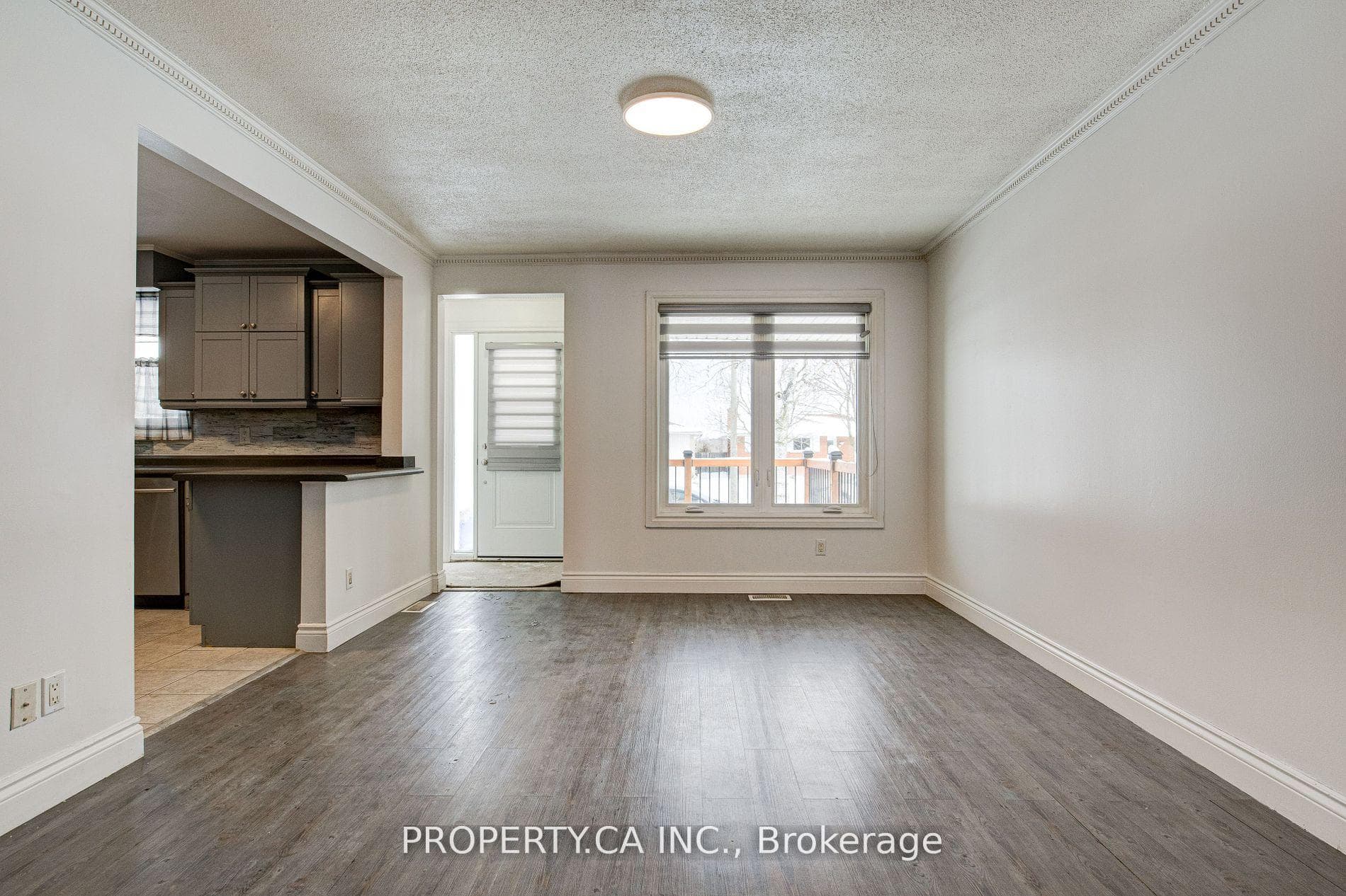 71 Highpark Avenue Unit Upper photo 7