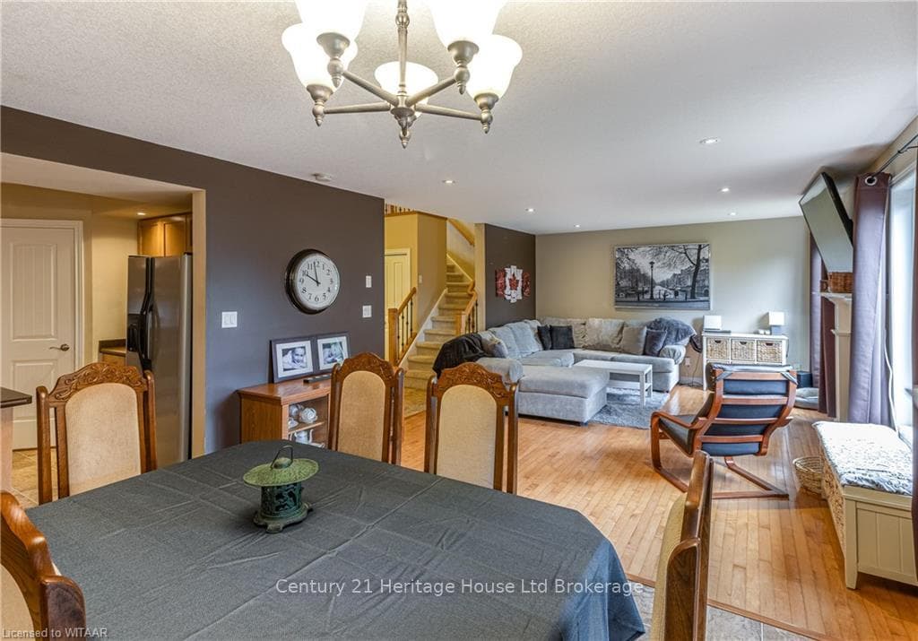 263 FALCON Drive photo 13