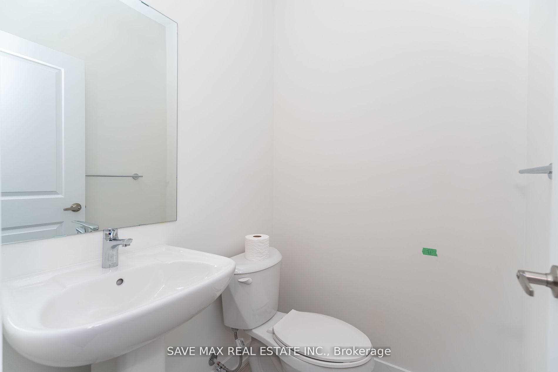 1082 Thompson Drive photo 4