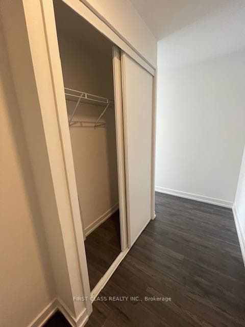 33 Helendale Avenue Unit 1606 photo 3