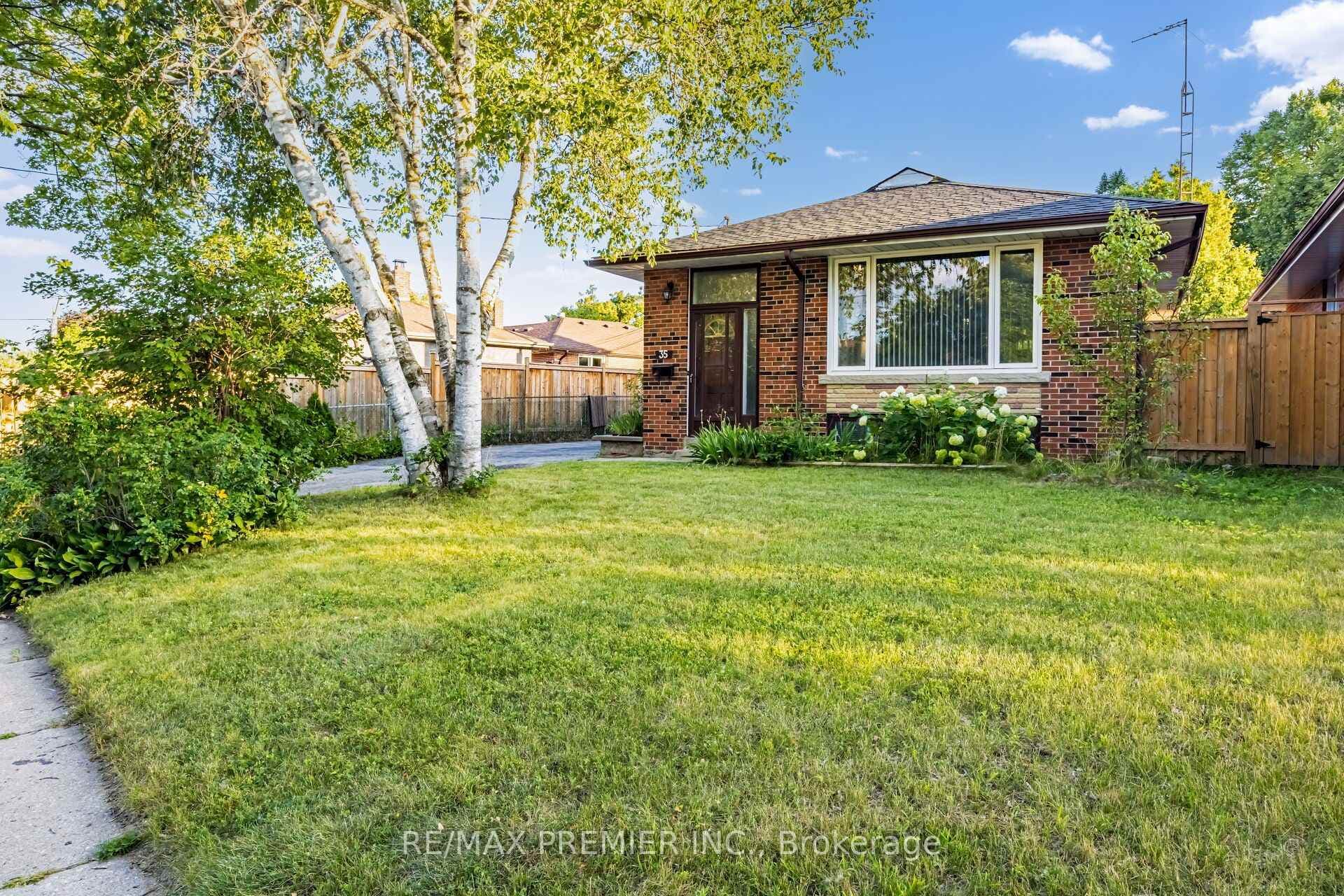 35 Barkwin Drive photo 4