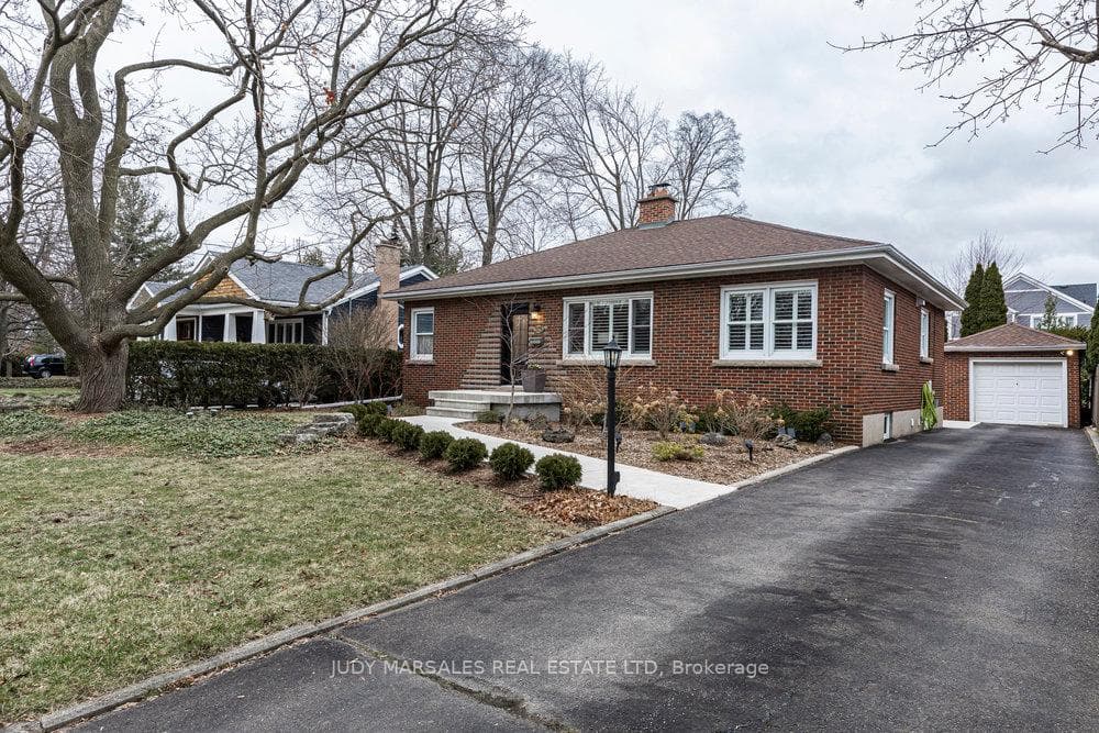 375 Newbold Drive photo 1