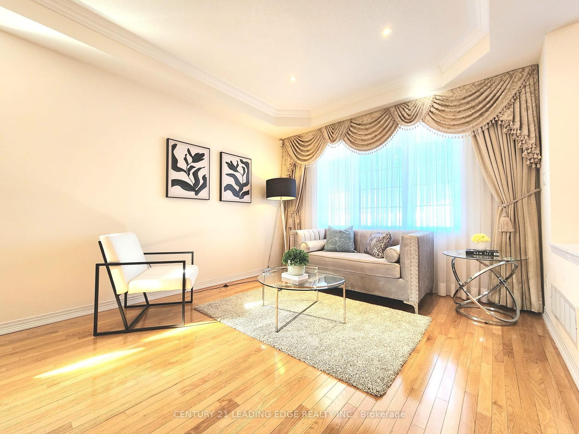 48 Starhill Crescent photo 6