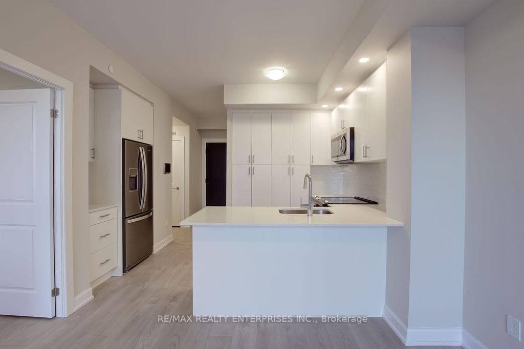 3220 William Colston Avenue Unit 520 photo 23
