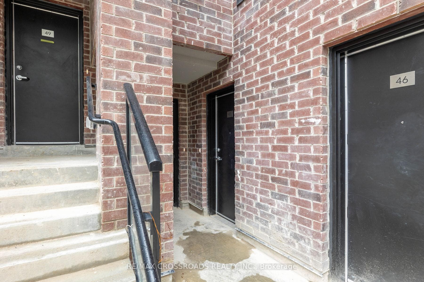 861 Sheppard Avenue Unit Th47 photo 2