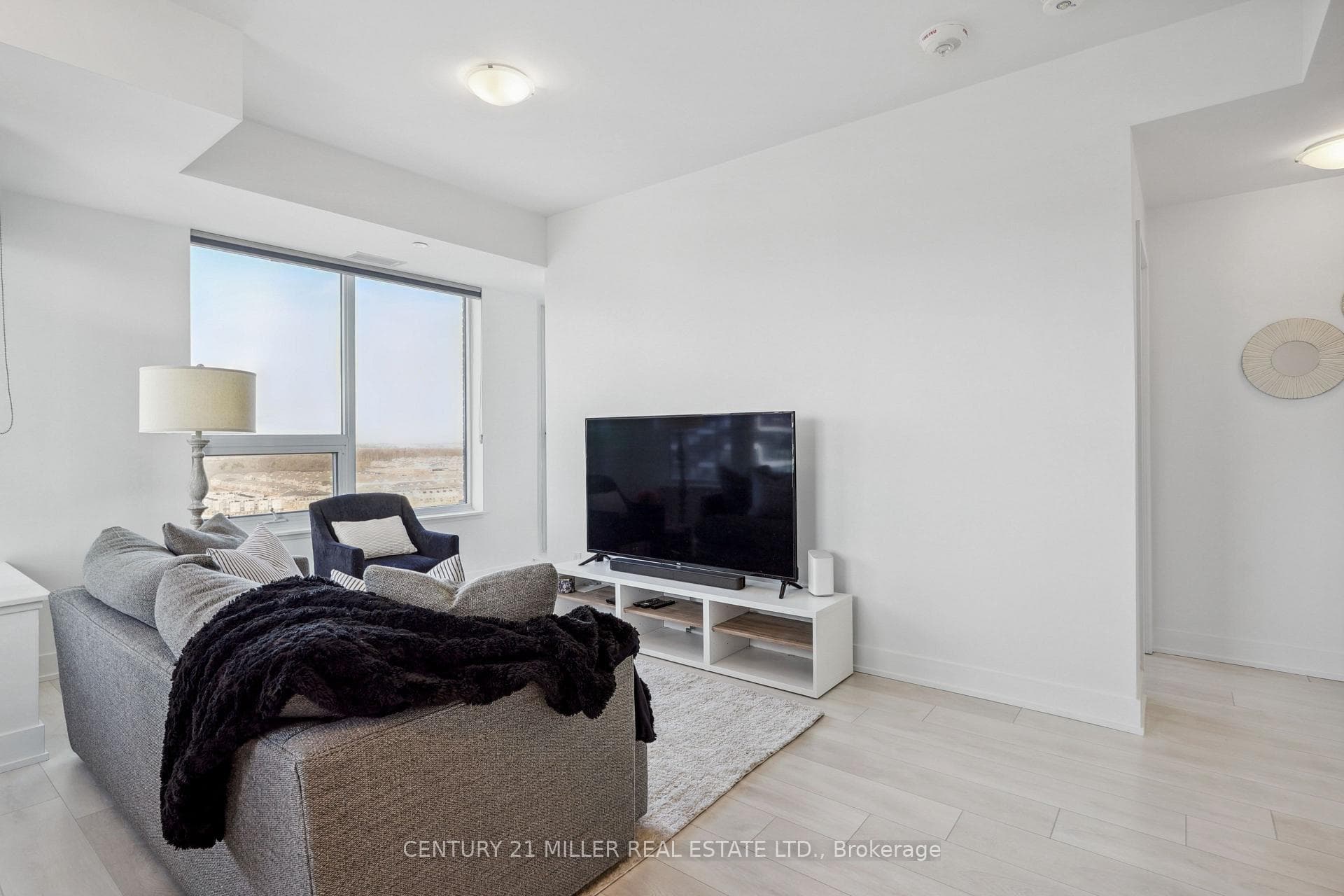 297 Oak Walk Drive Unit 1704 photo 8