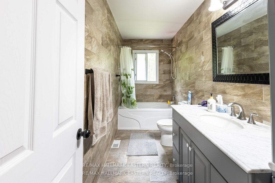 7 Juniper Isle Road photo 27