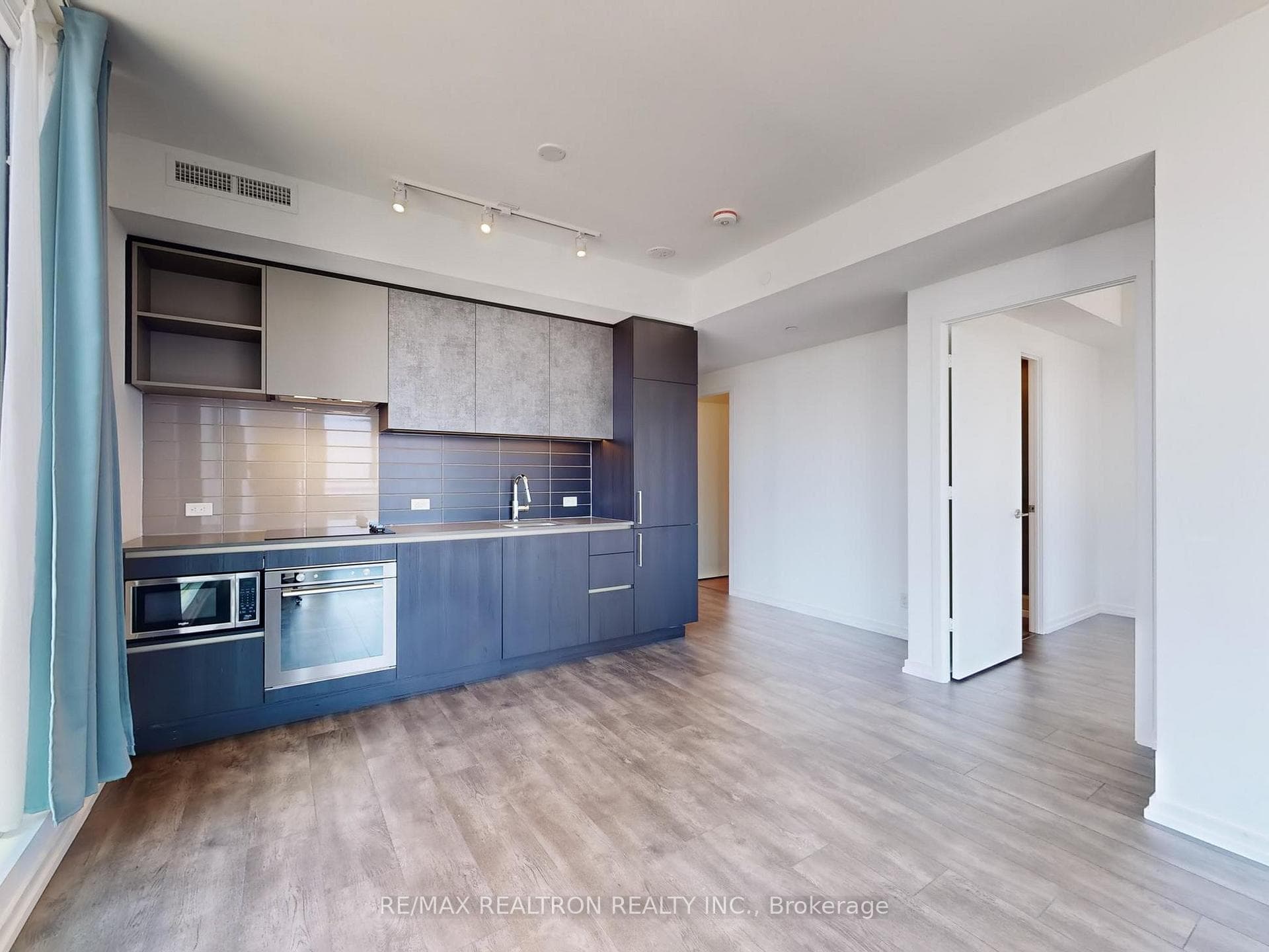 1000 Portage Parkway Unit 3110 photo 10