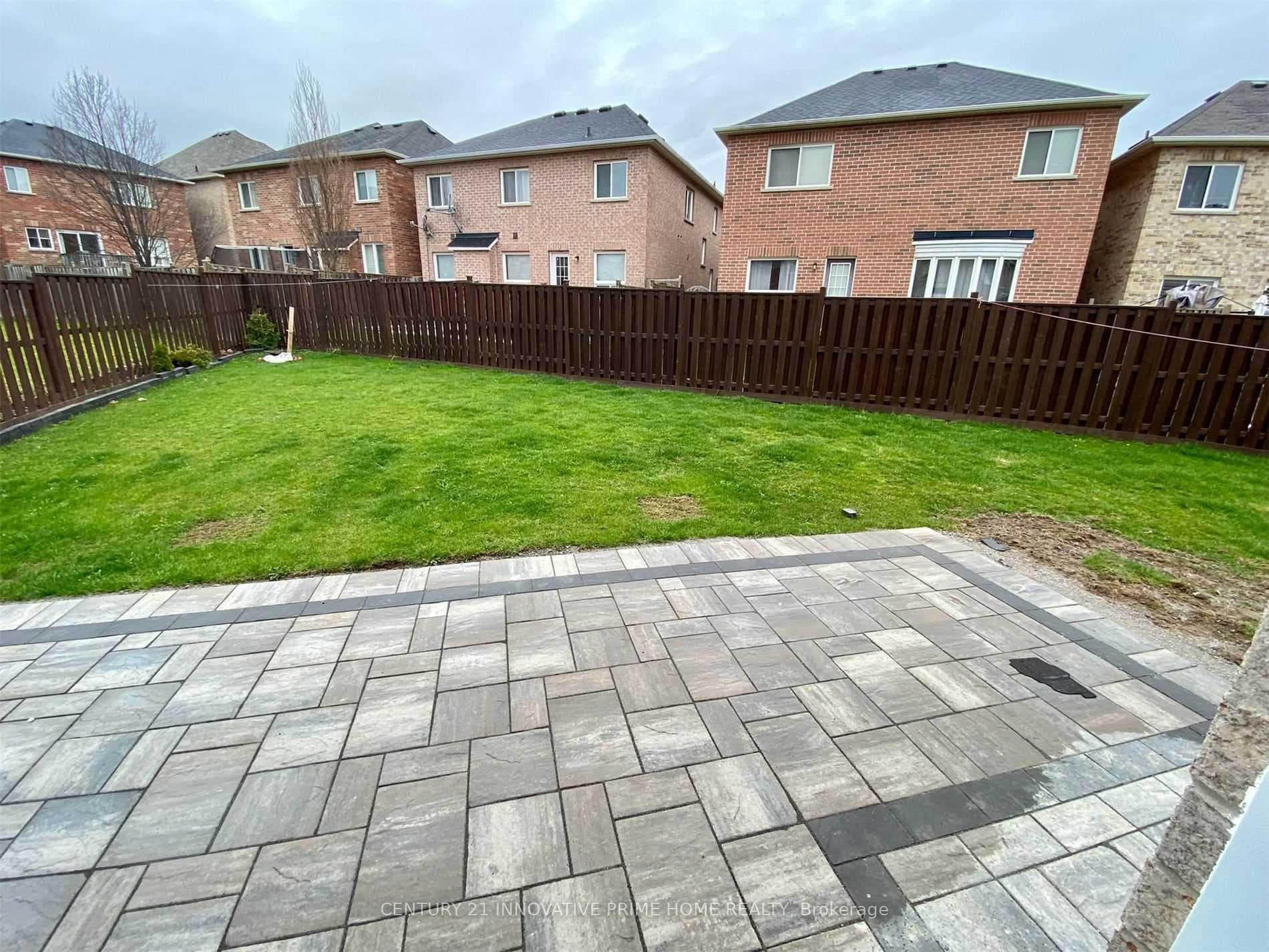14 Sivyer Crescent photo 16