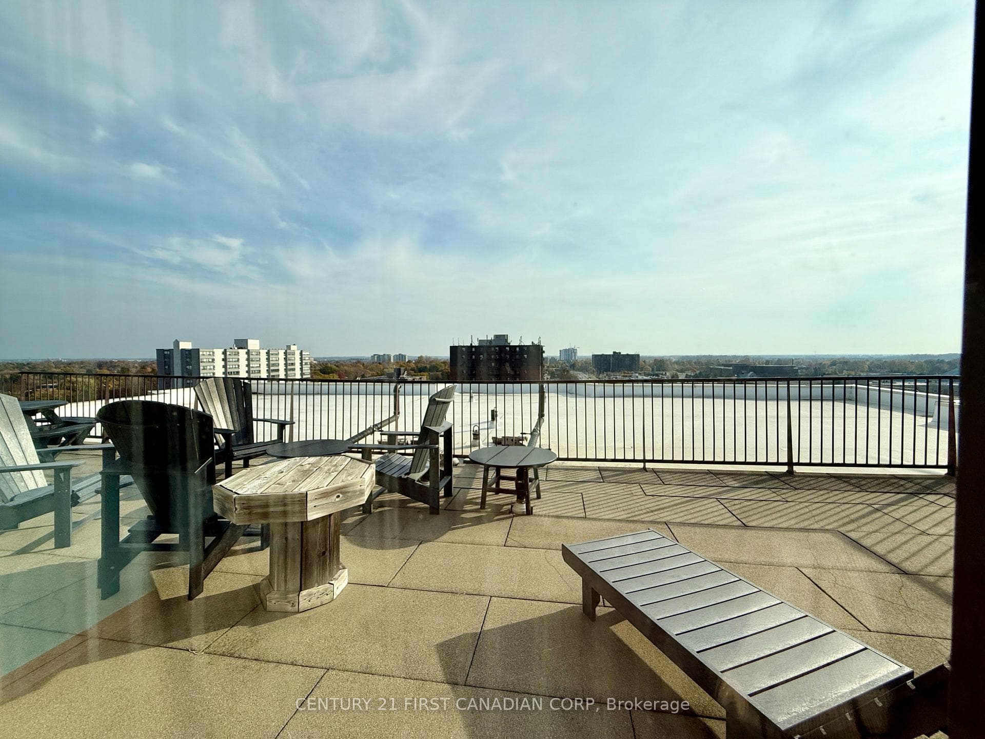 744 Wonderland Road Unit 1203 photo 33