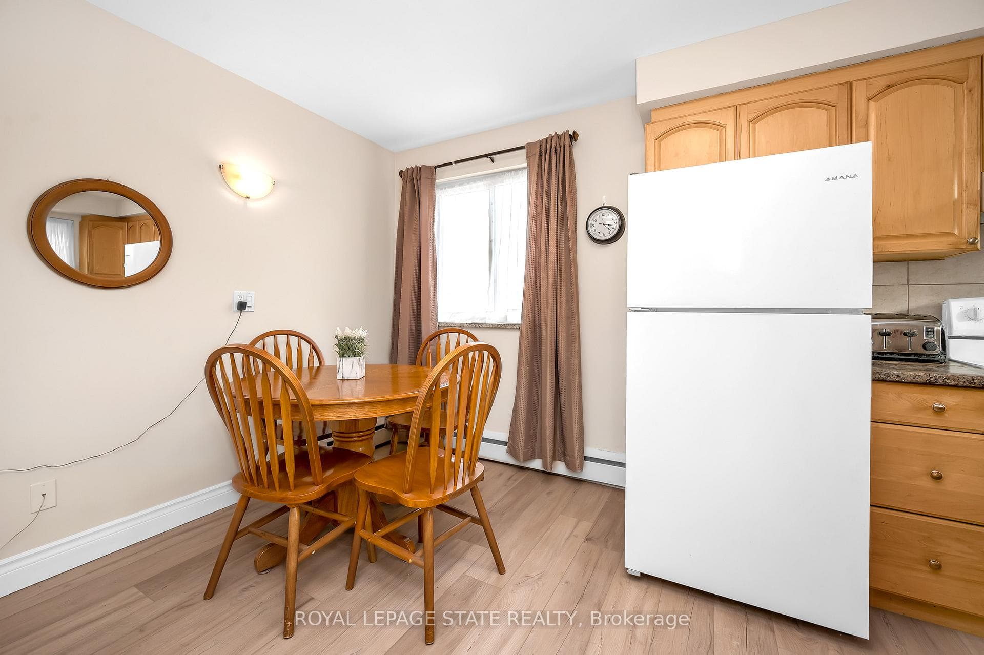1070 Fennell Avenue photo 14