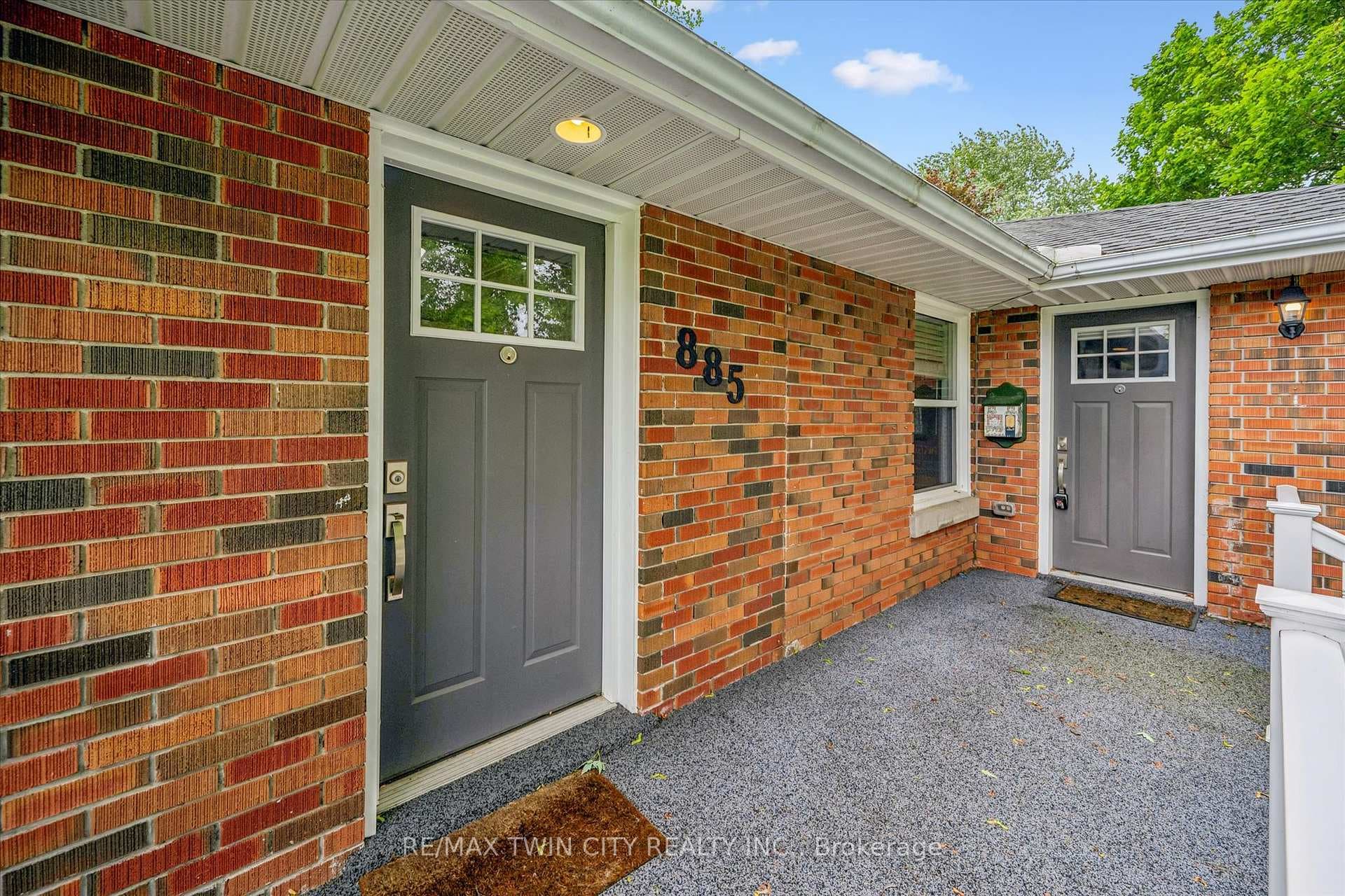 885 Winston Boulevard photo 3