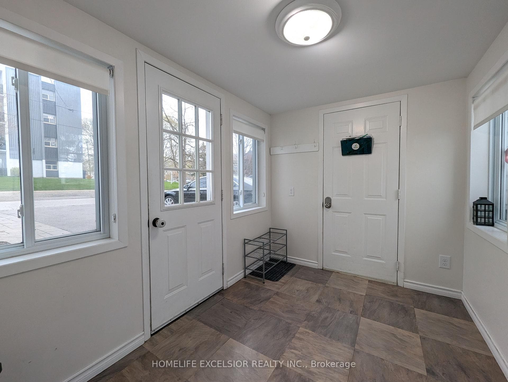 4 Albert Street photo 24