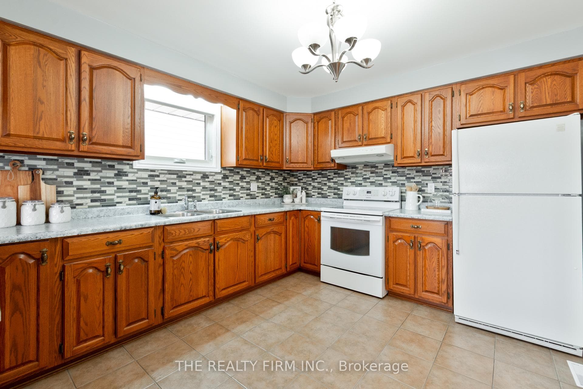 10 Westgate Avenue photo 14