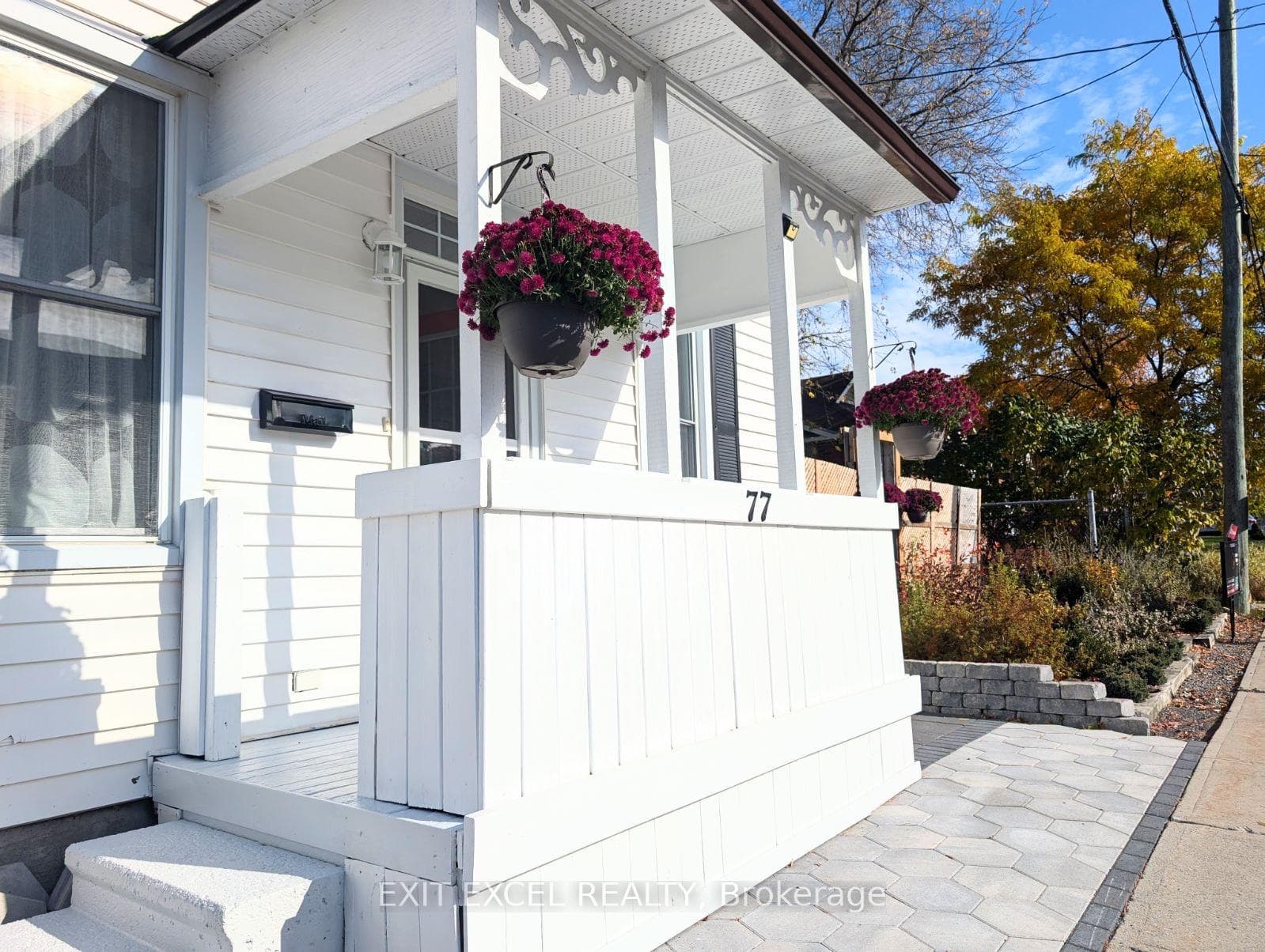 77 Napoleon Street photo 3